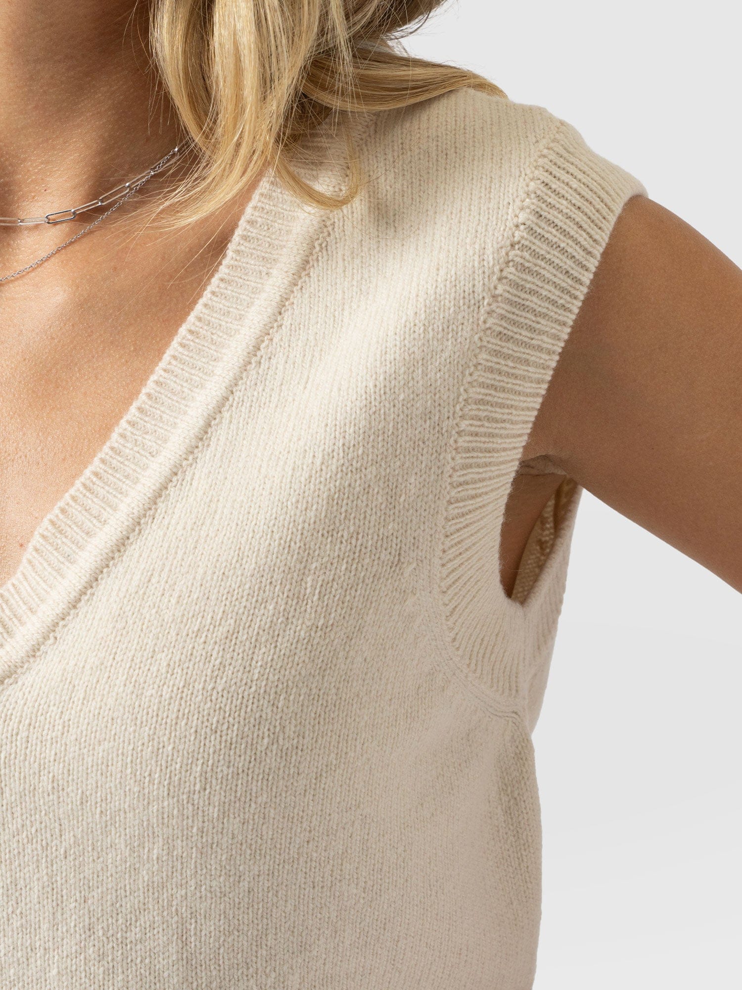 Oxford Cashmere V Neck Sleeveless Knit - Cream - Women's Jumpers | Saint + Sofia® UK