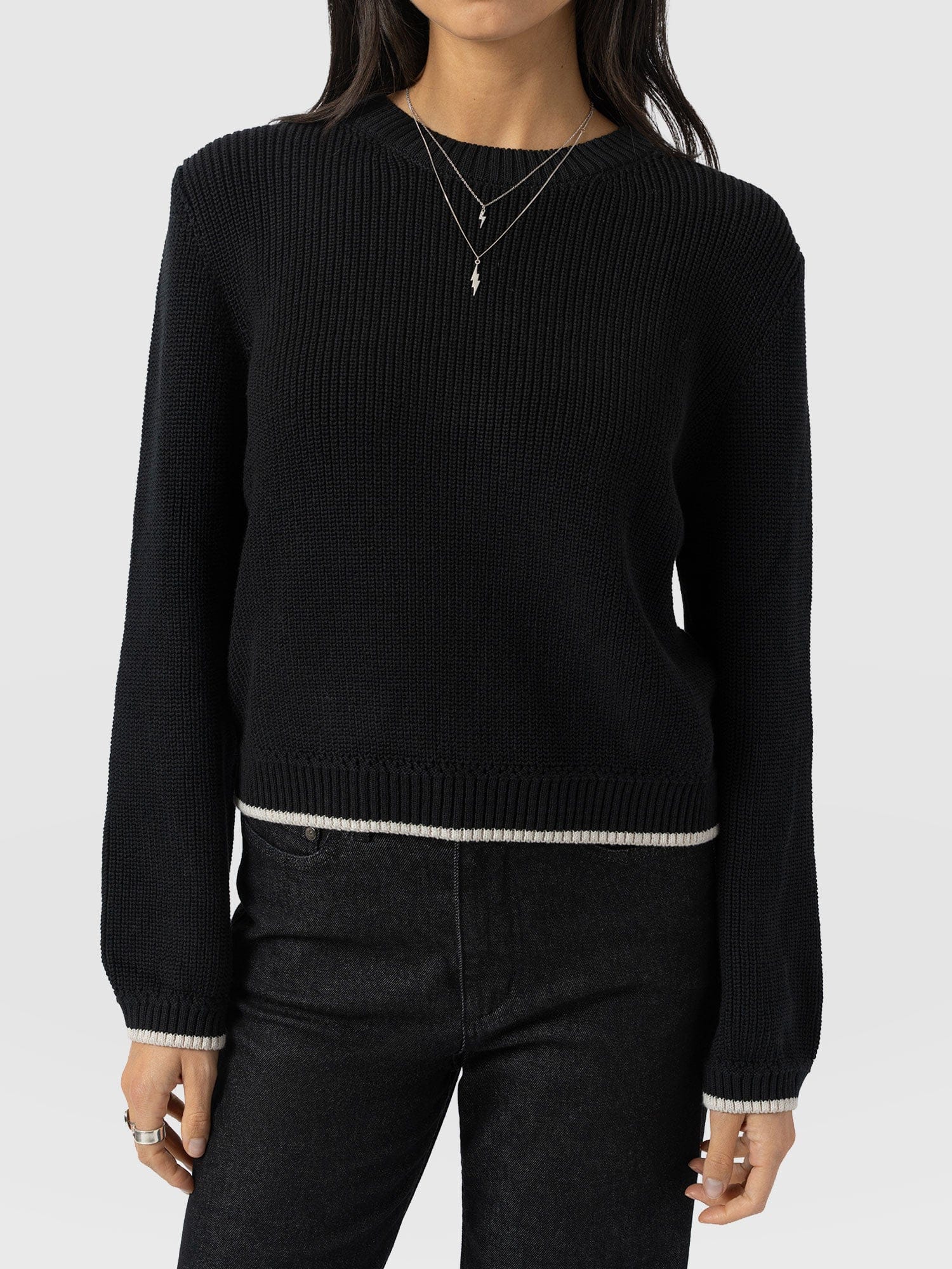 Remy Crop Jumper Black - Women's Jumpers | Saint + Sofia® UK