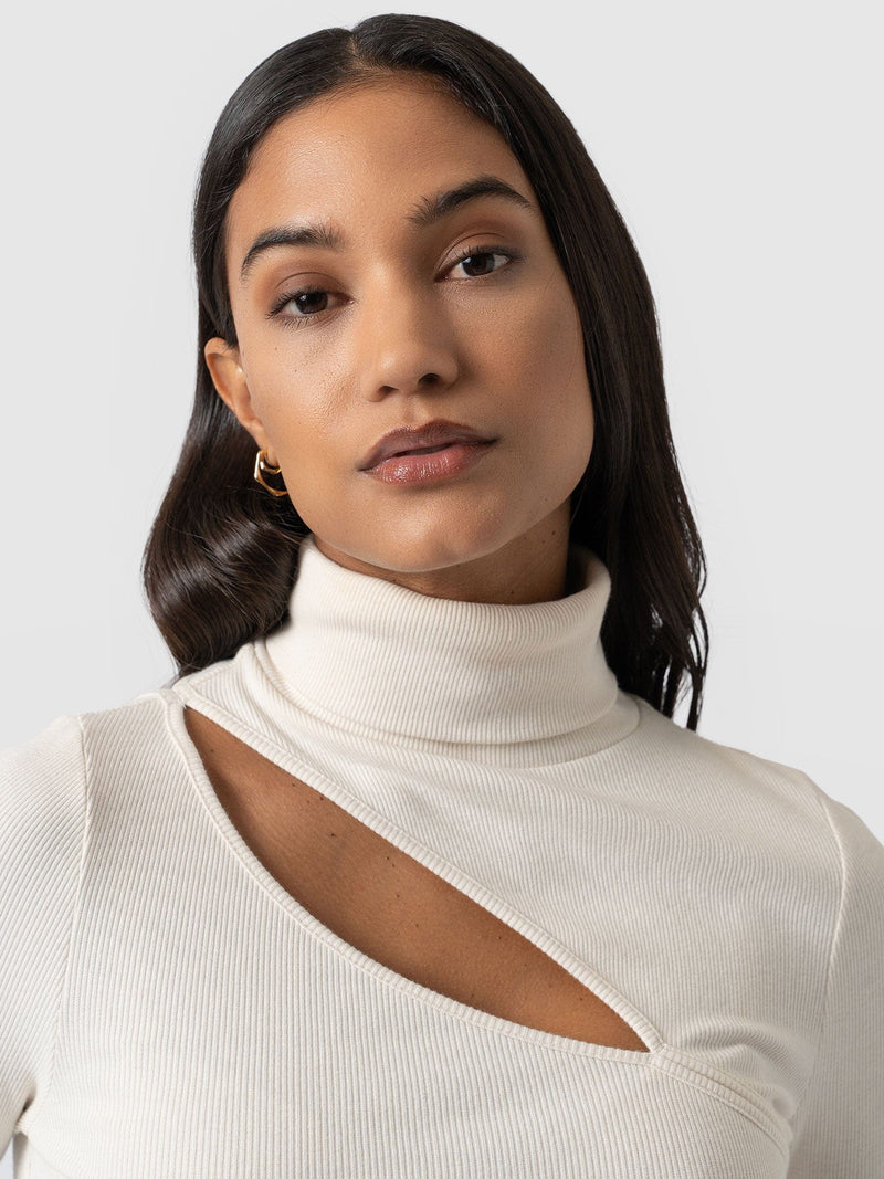 Reveal Roll Neck Cream - Women's Sweaters | Saint + Sofia® UK