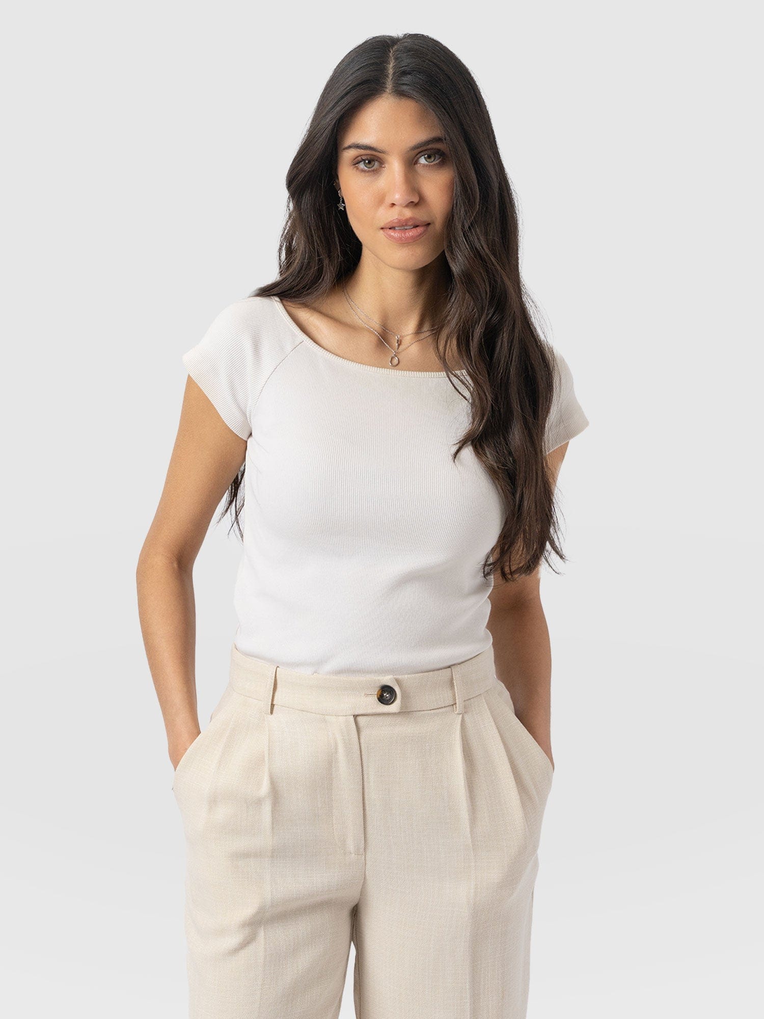 Riviera Tee Jet Stream Cream - Women's T-shirts | Saint + Sofia® UK
