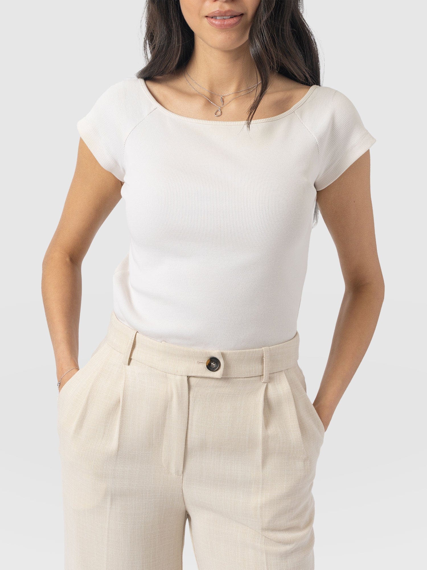 Riviera Tee Jet Stream Cream - Women's T-shirts | Saint + Sofia® UK