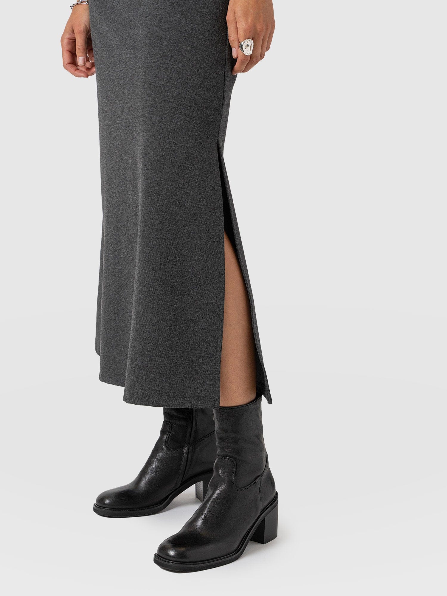 Rowan Dress - Charcoal - Molten - Women's Dresses | Saint + Sofia® UK