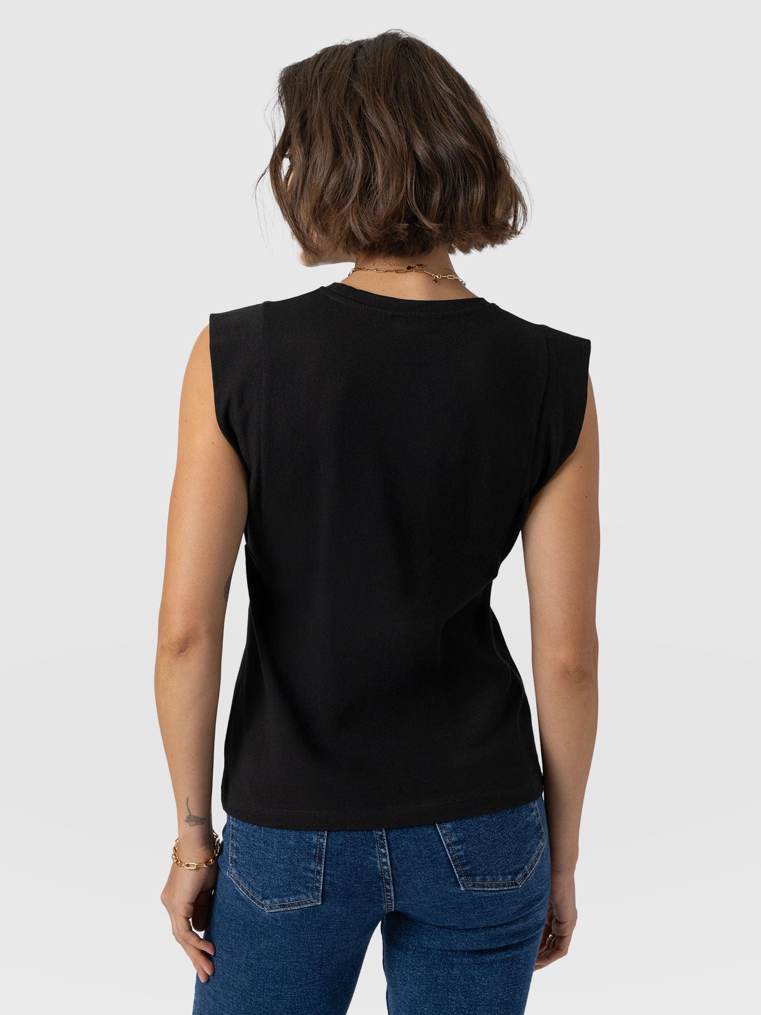 Rowan Tee Black - Women's T-Shirts | Saint + Sofia® UK