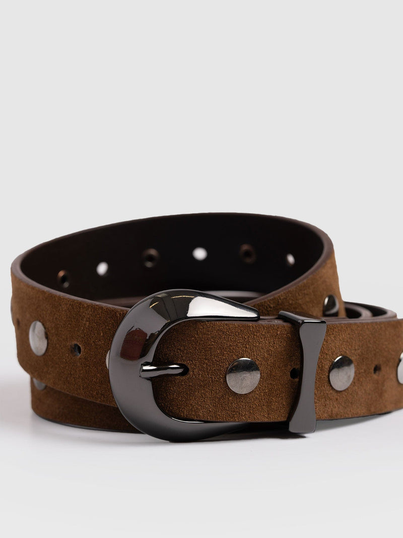 Roxie Studded Belt - Camel - Women's Accessories | Saint + Sofia® UK