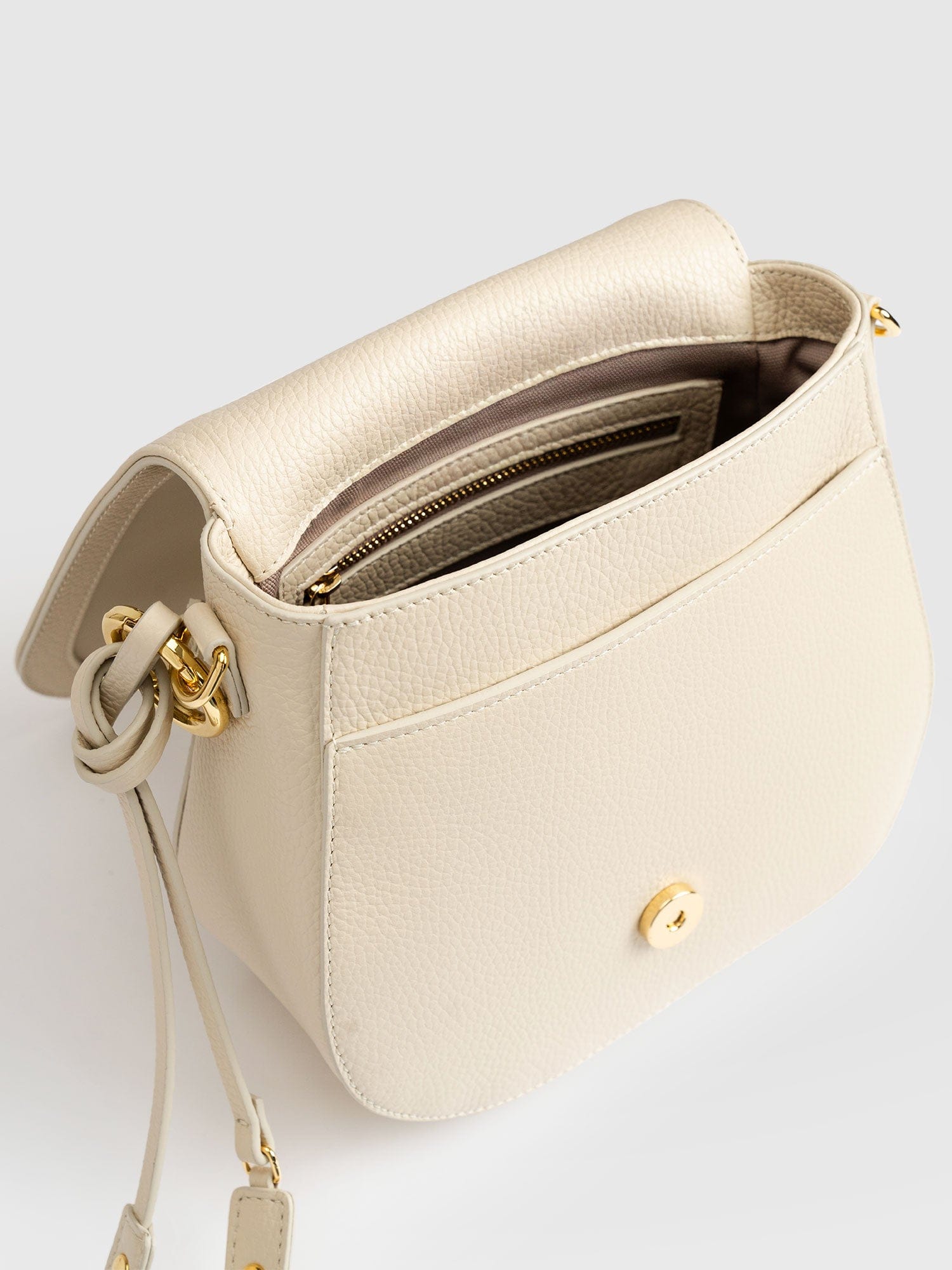Saddle Bag - Cream - Women's Handbags | Saint + Sofia® UK