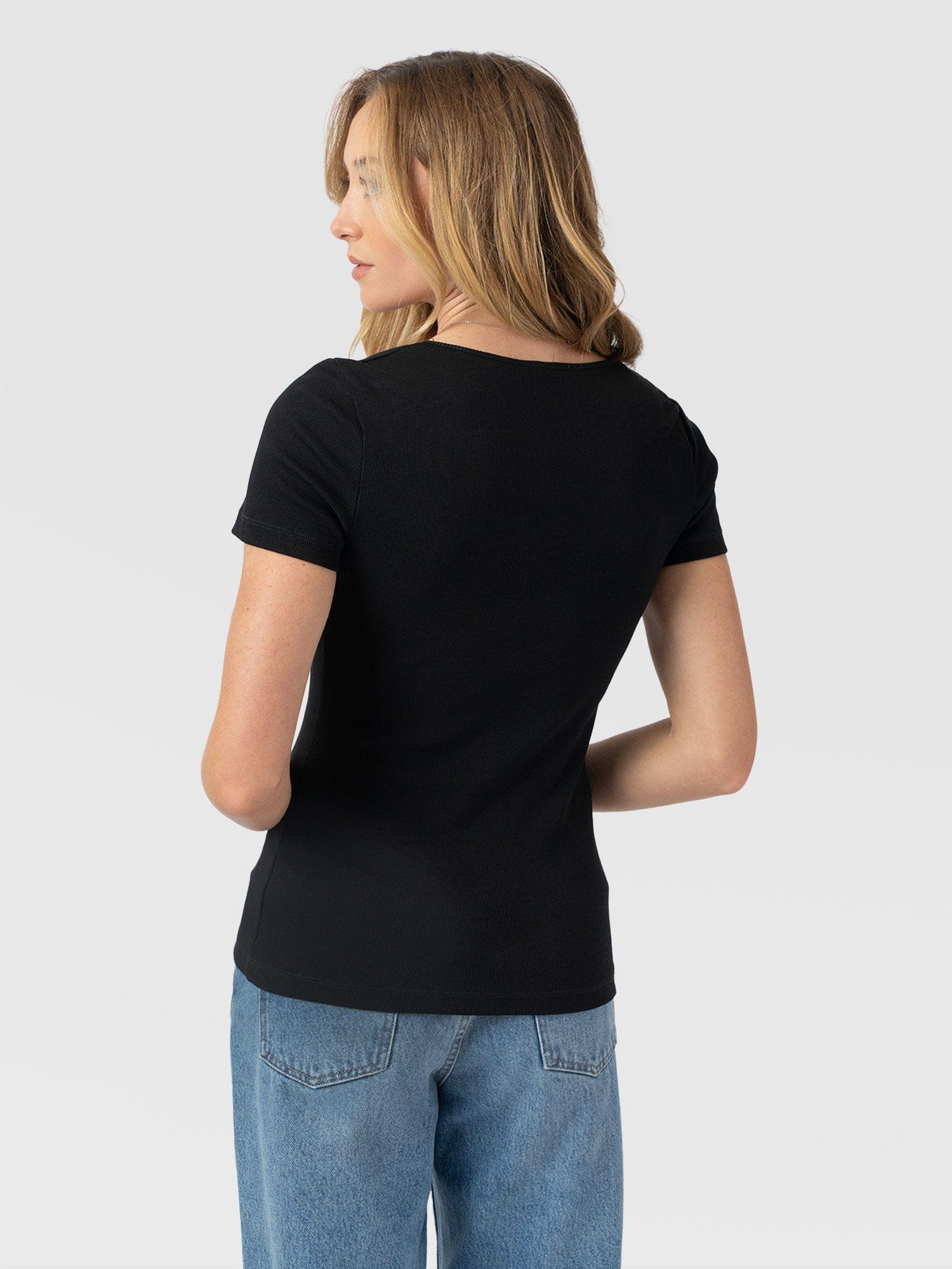 Sloane Ribbed Short Sleeve Tee - Black - Women's T-shirts | Saint + Sofia® UK