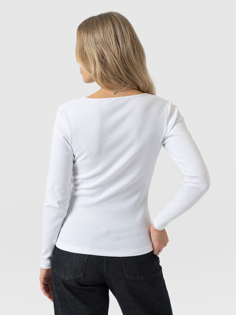 Sloane Ribbed Top - White - Women's T-shirts | Saint + Sofia® UK