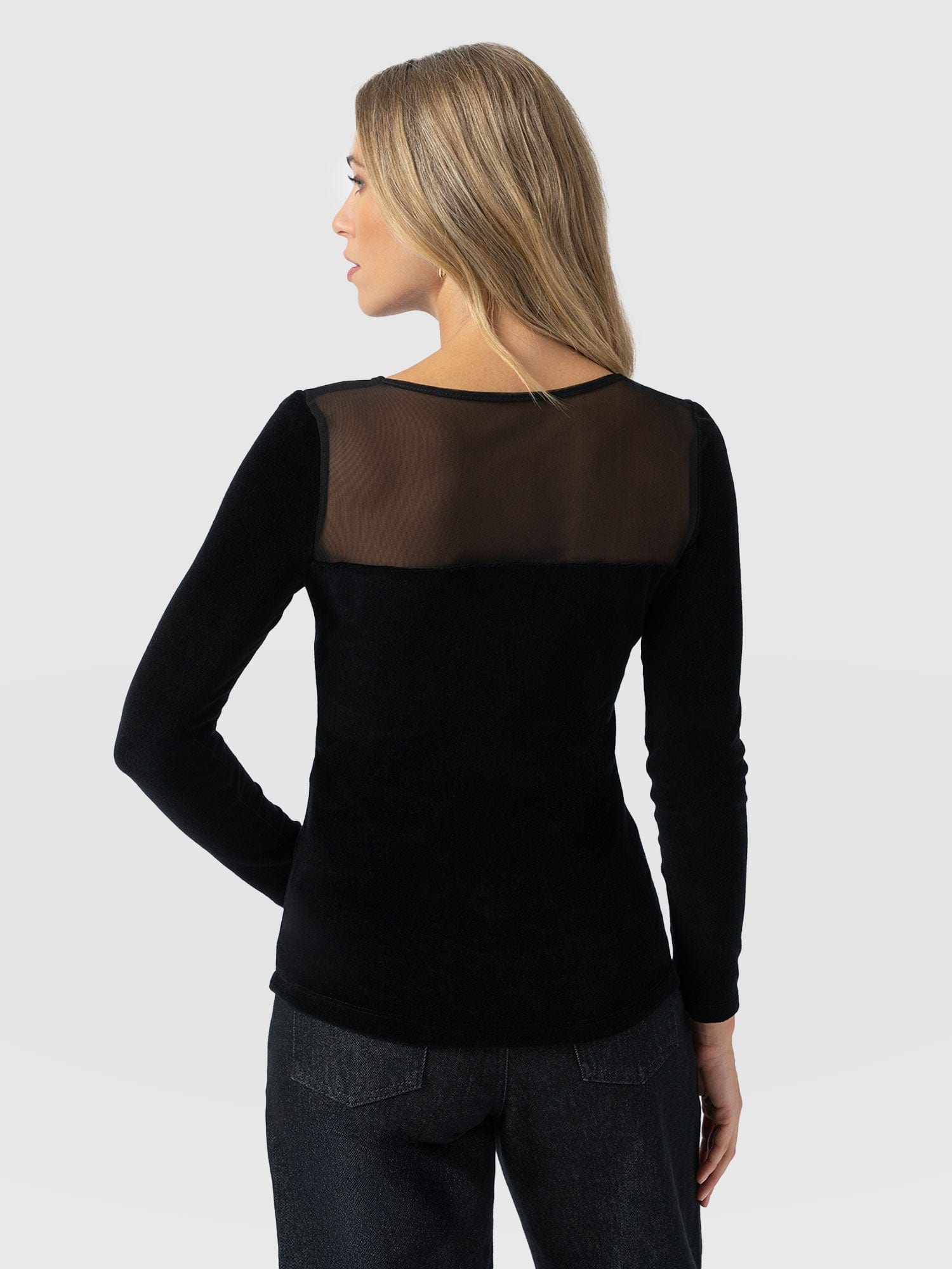 Storm Mesh Long Sleeve Tee - Black Velvet - Women's T-shirts | Saint + Sofia® UK