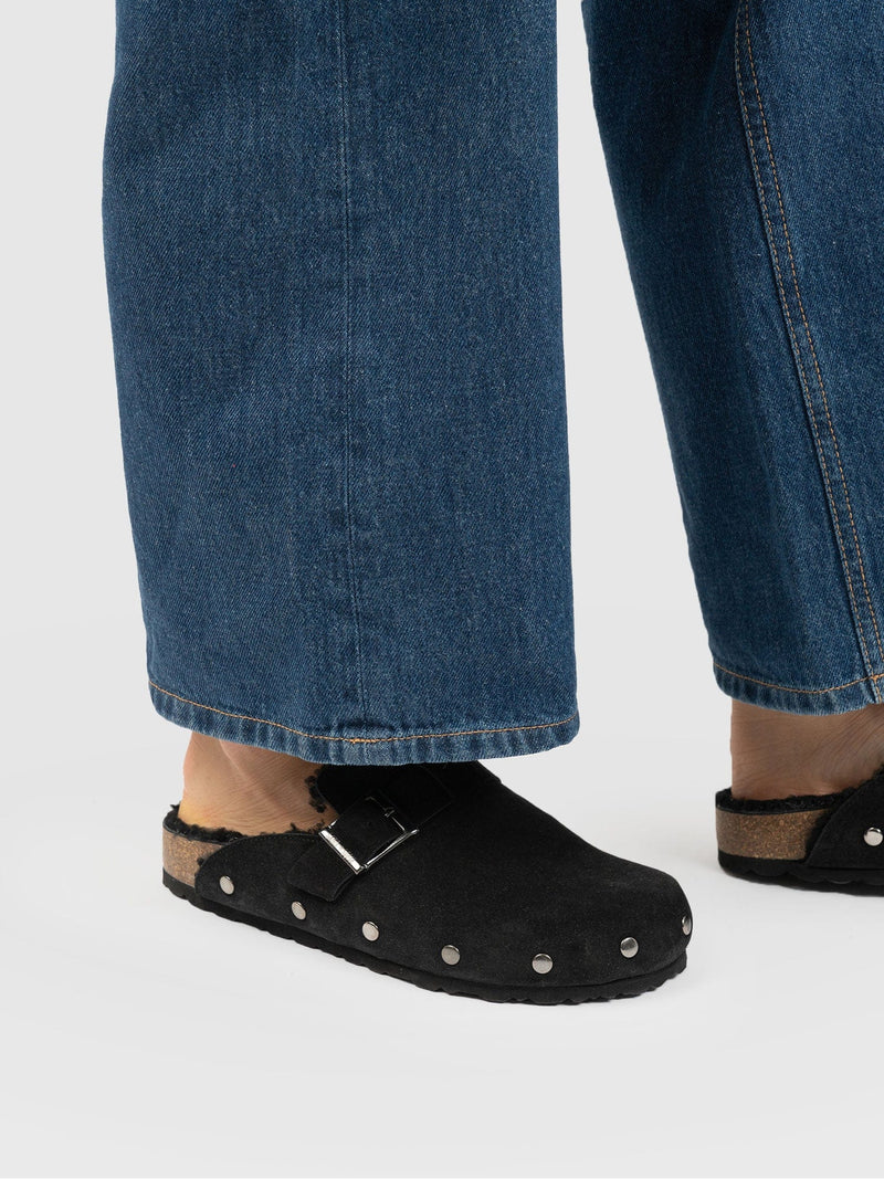 Studded Clogs Black Shearling - Women's Shoes | Saint + Sofia® UK