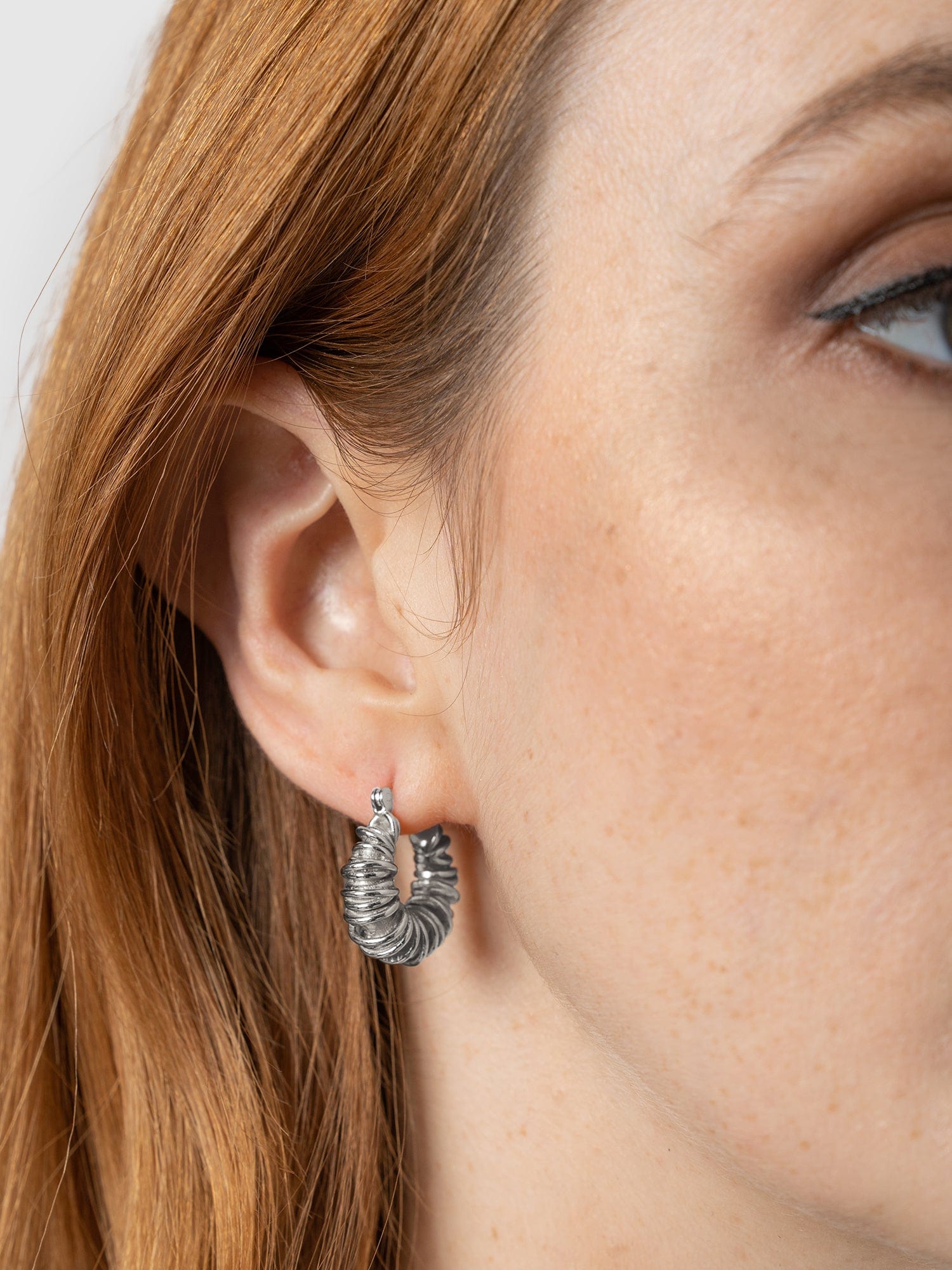 Swirl Hoop Earrings Silver - Women's Jewellery | Saint + Sofia® UK