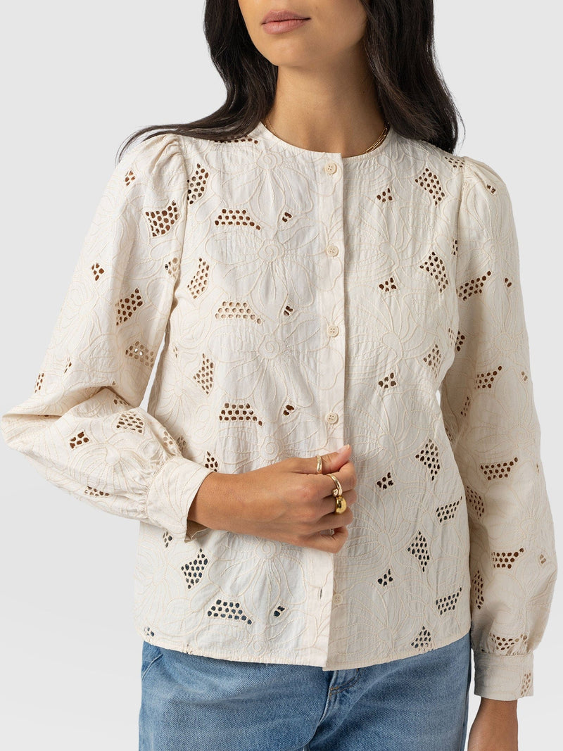 Tabitha Blouse - Cream Floral - Women's Blouses | Saint + Sofia® UK