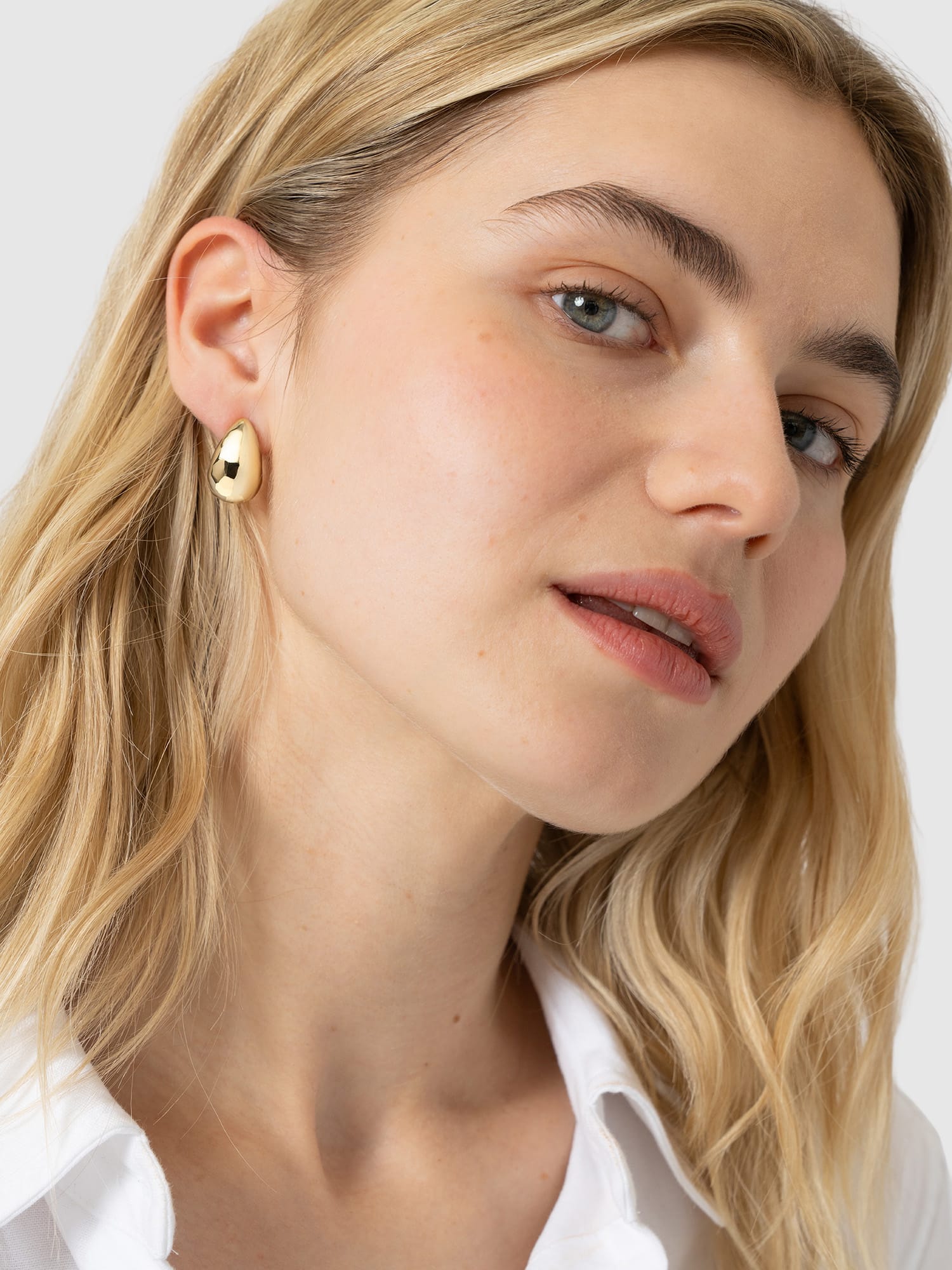 Teardrop Hammered Earrings - Gold