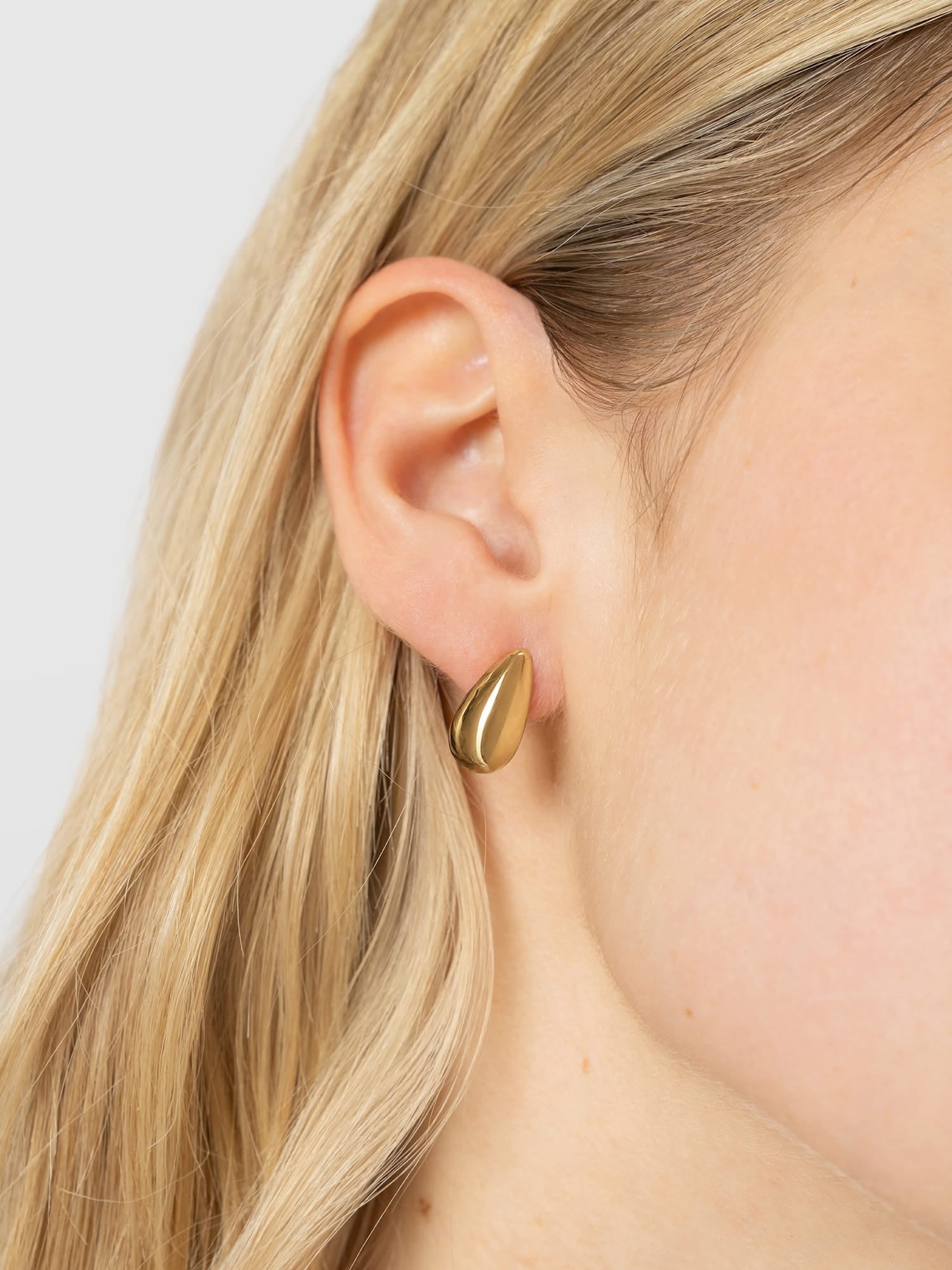 Teardrop Small Earrings - Gold