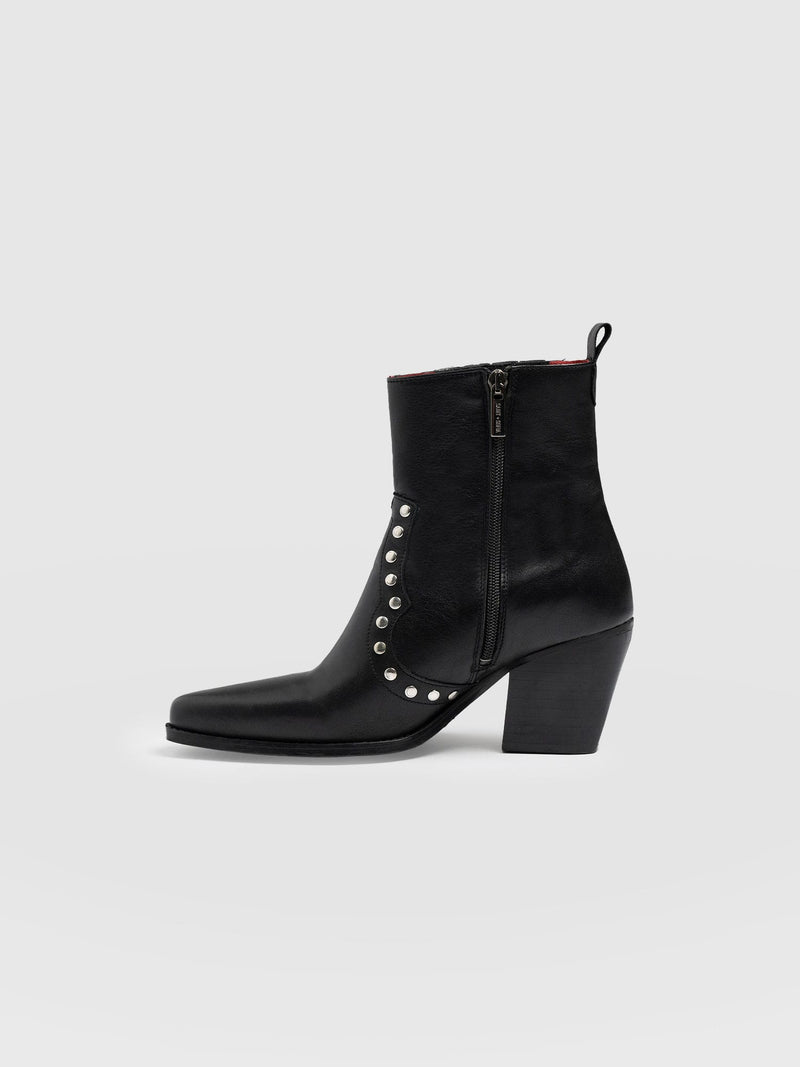 Texas Studded Boot Black - Women's Leather Boots | Saint + Sofia® UK