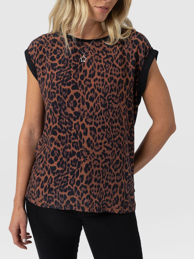 Turn Up Contrast Tee - Brown Leopard - Women's T-shirts | Saint + Sofia® UK