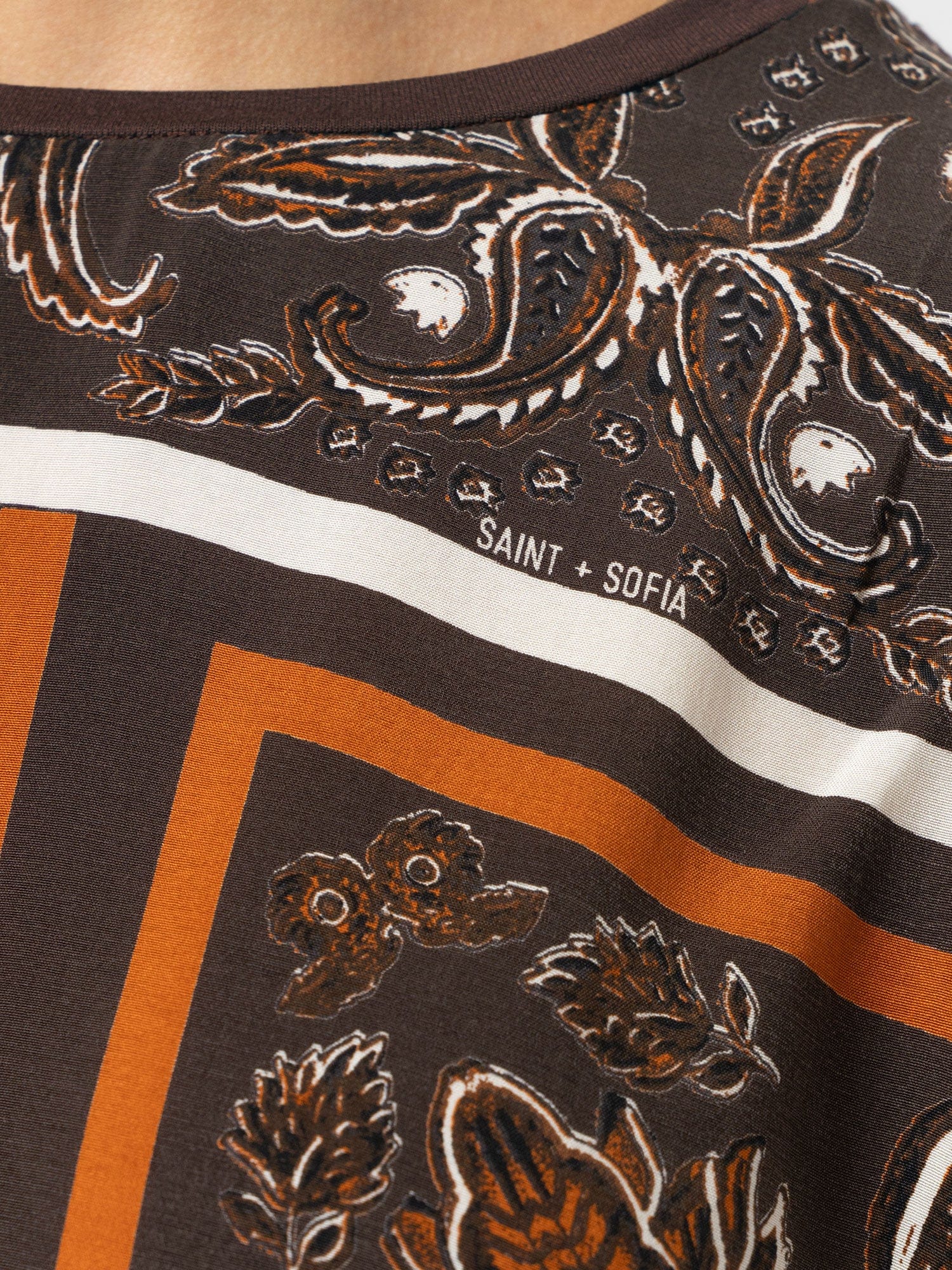 Turn Up Contrast Tee - Brown Paisley - Women's T-shirts | Saint + Sofia? UK