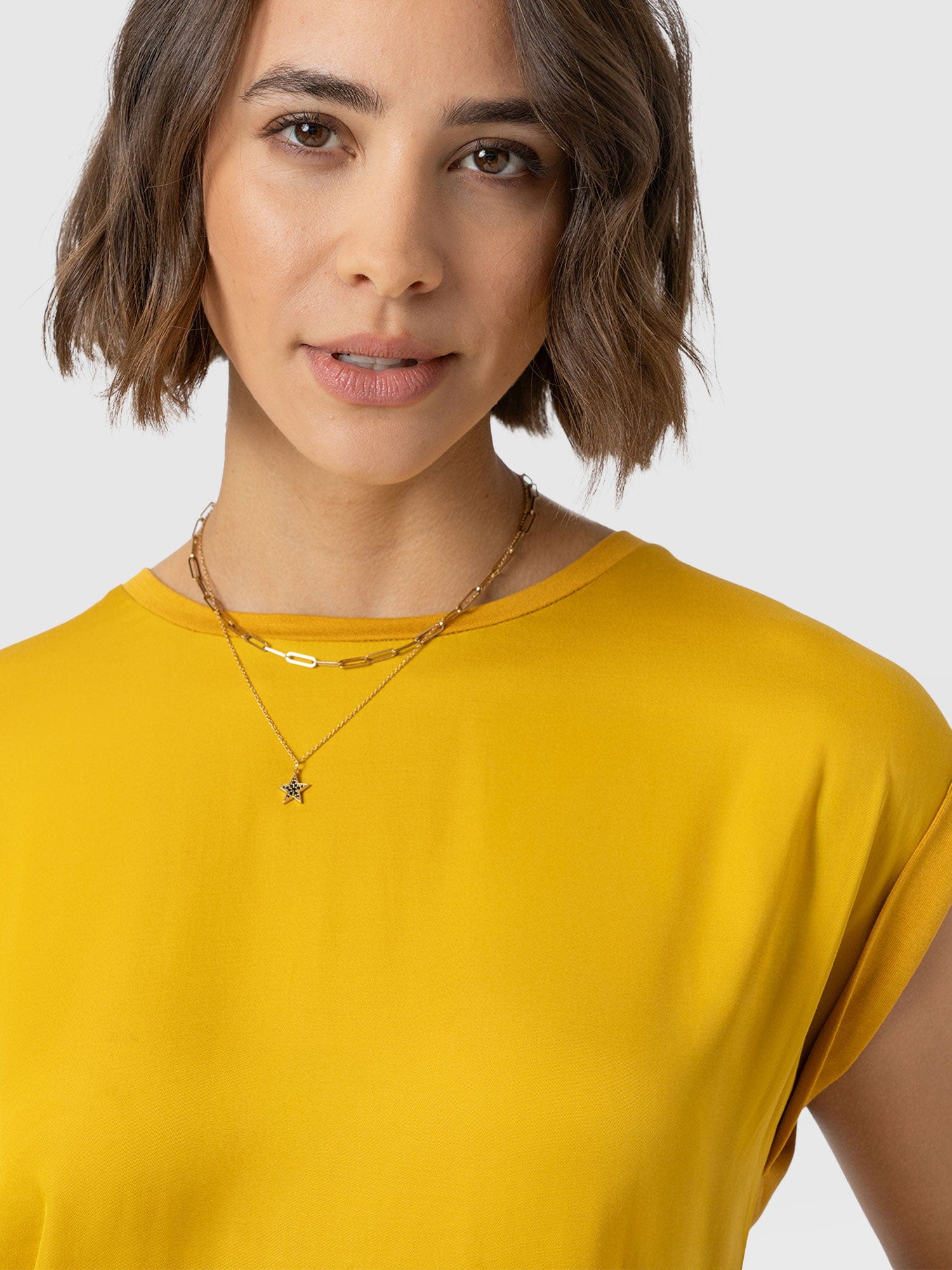Turn Up Contrast Tee - Golden Yellow - Women's T-shirts | Saint + Sofia® UK