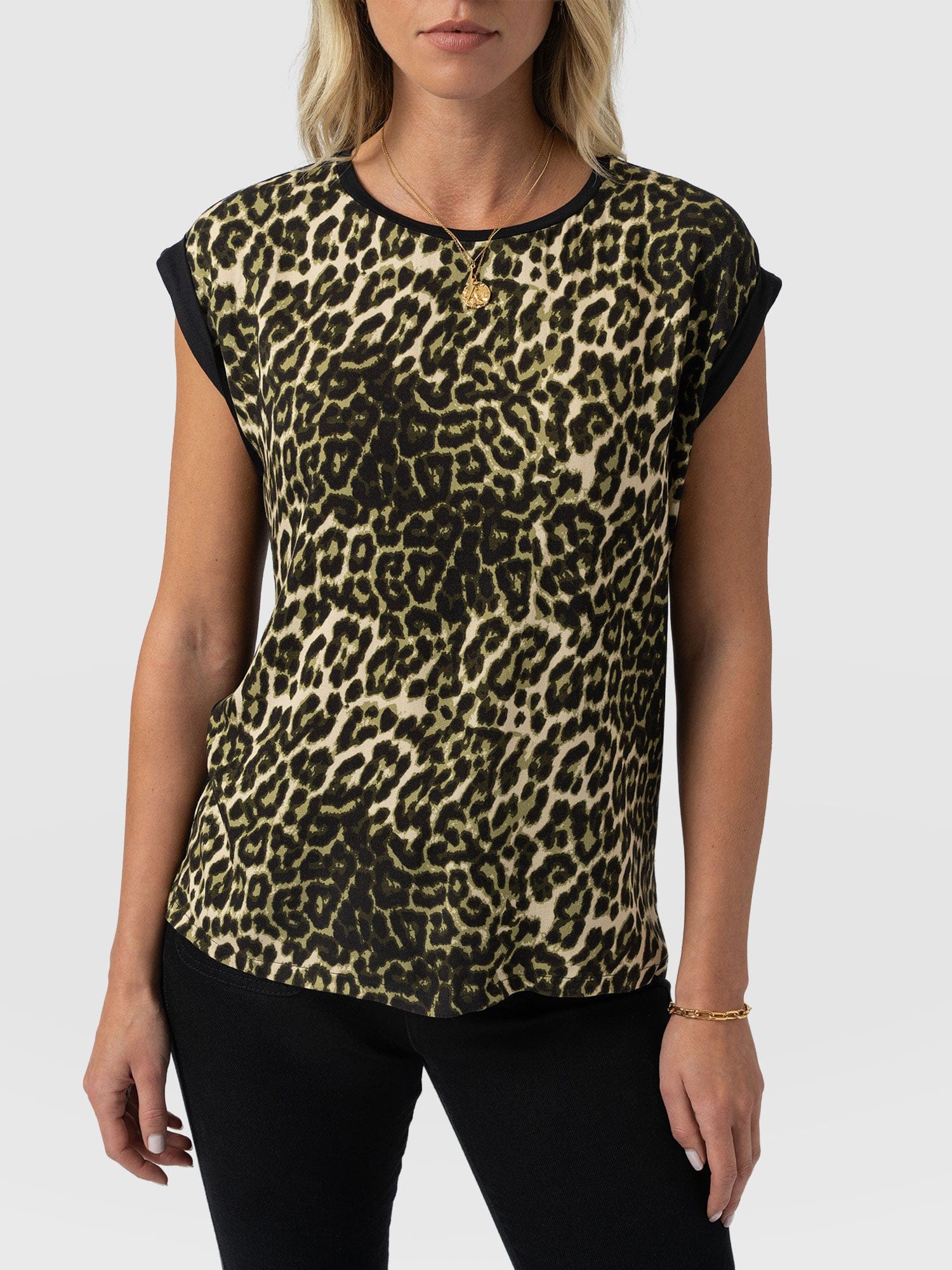 Turn Up Contrast Tee - Green Leopard - Women's T-shirts | Saint + Sofia® UK