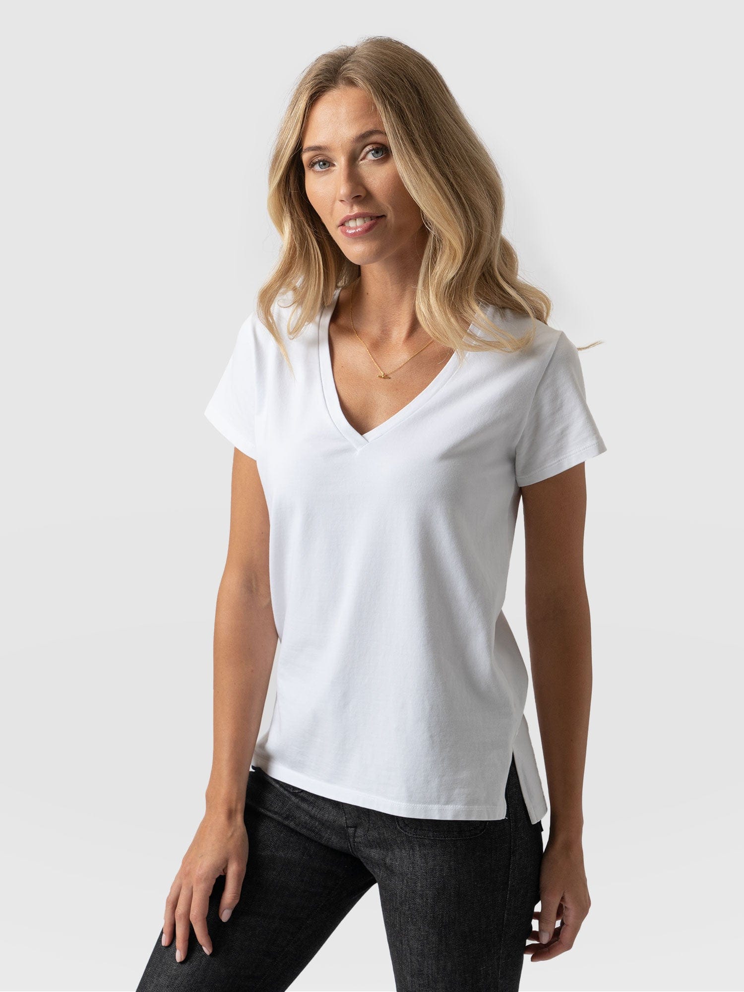 Apartment Tee White - Women's T-Shirts | Saint + Sofia® UK