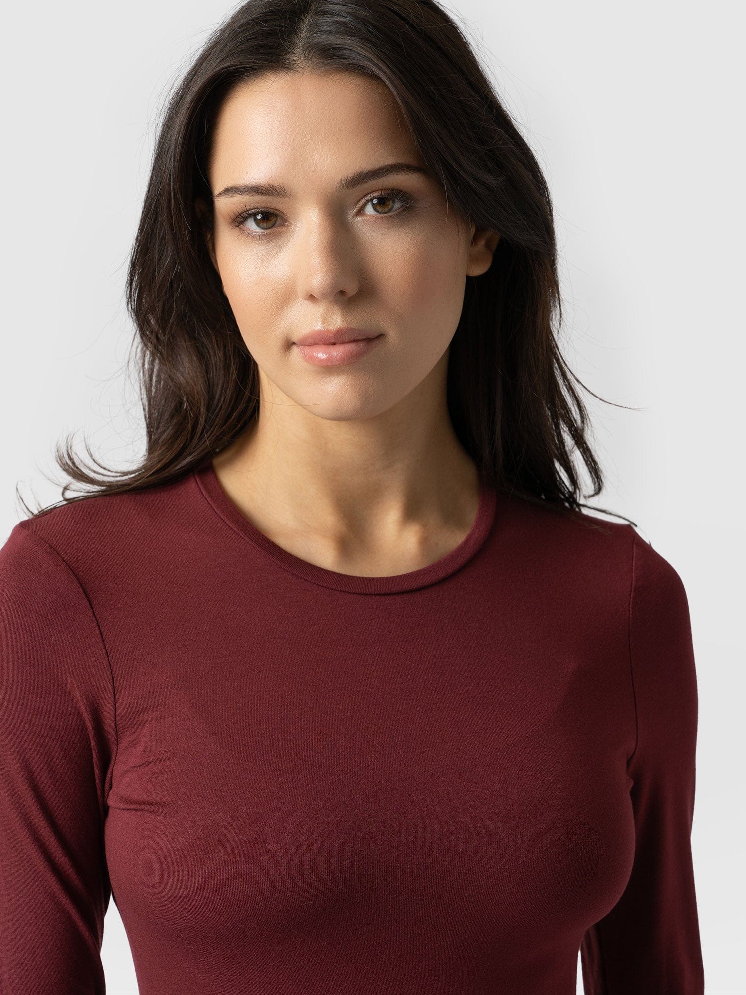 Austen Crew Neck Tee Burgundy - Women's T-Shirts | Saint + Sofia® UK