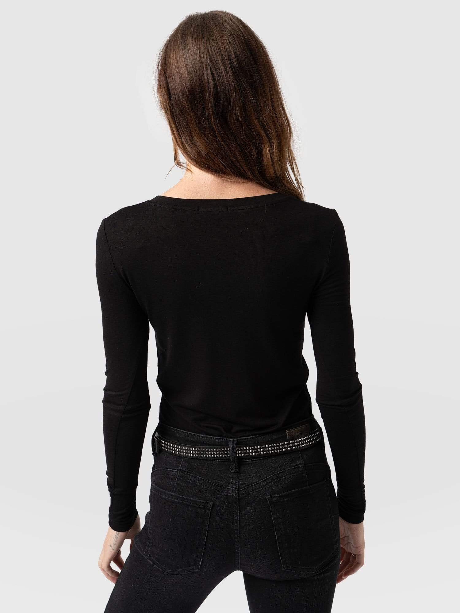 Austen V Neck Tee Black - Women's T-Shirts | Saint + Sofia® UK