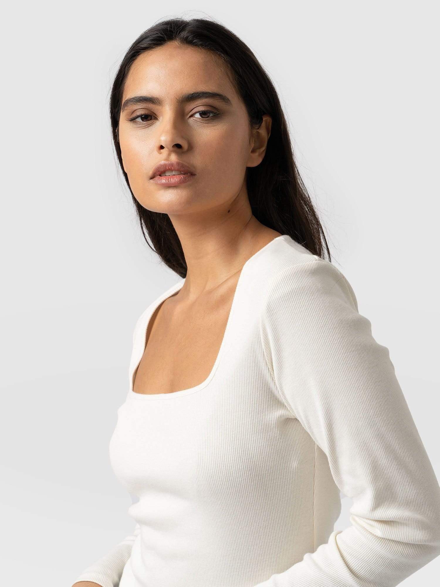 Sloane Ribbed Top Cream - Women's Tops | Saint + Sofia® UK