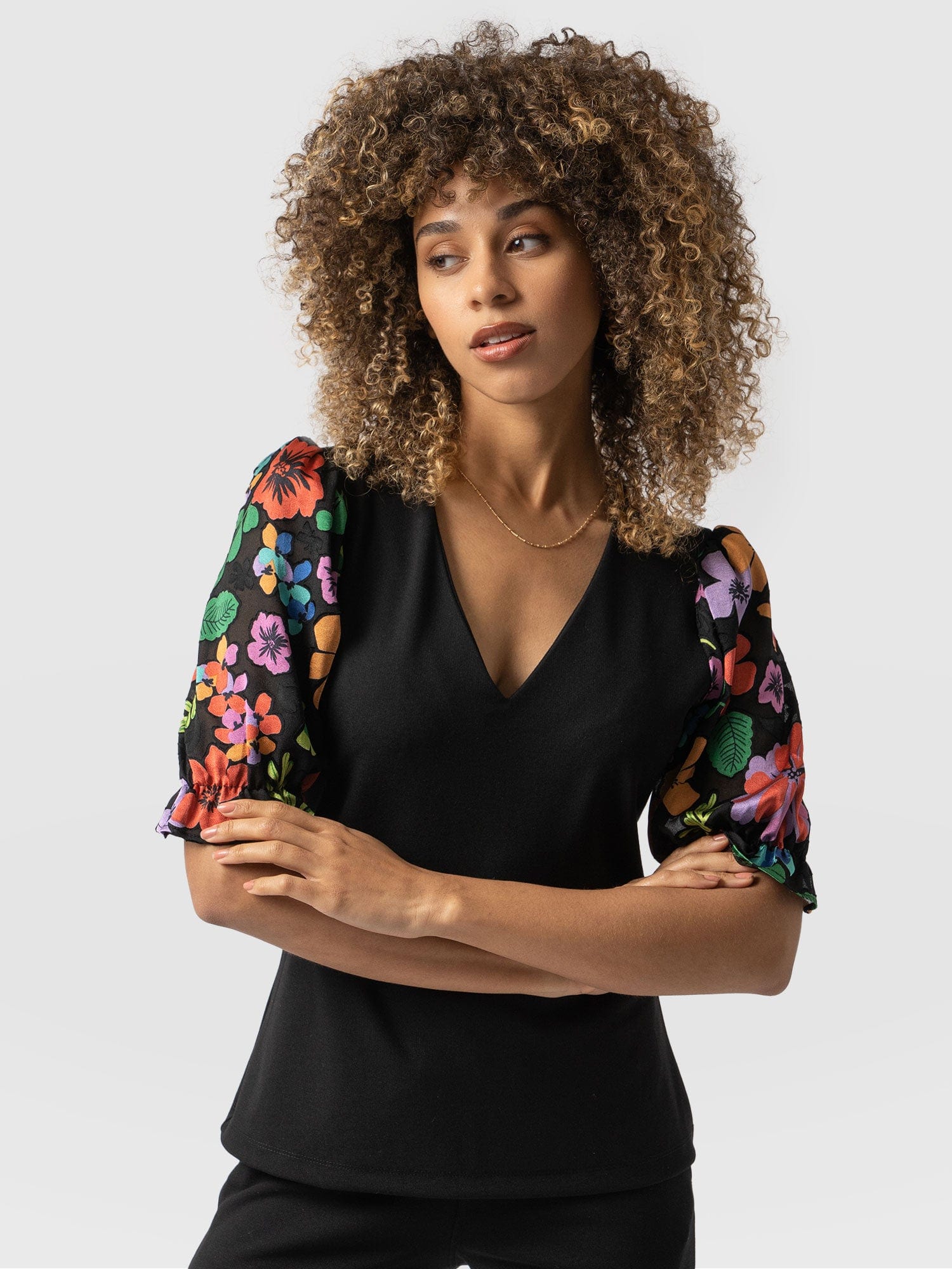 Tori Puff Sleeve Top Black Pop Floral - Women's Tops | Saint + Sofia® UK