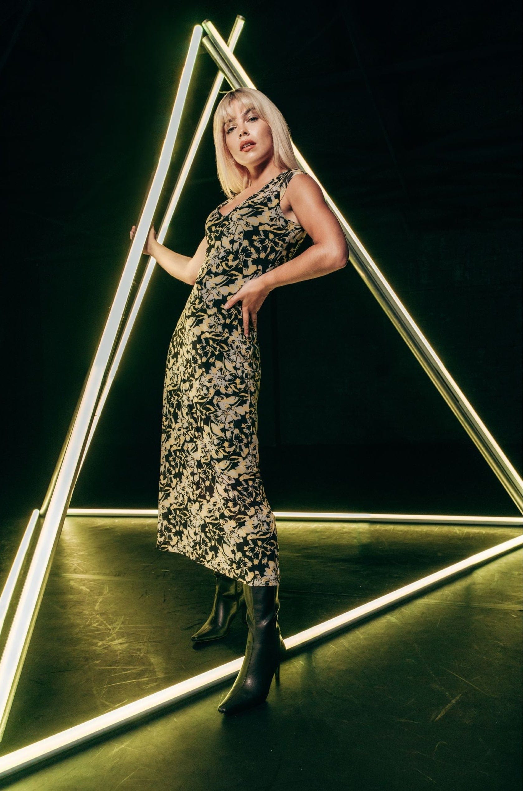 Saint & Sofia - Nexus