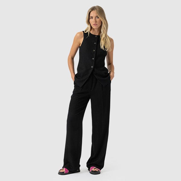 Elongated Silhouette