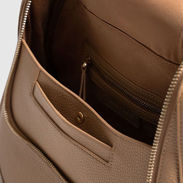 Organised Interior Pockets