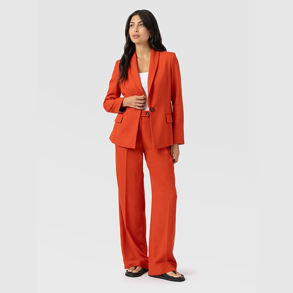 Single Breasted Silhouette