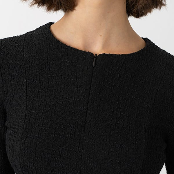 Zipped Neckline