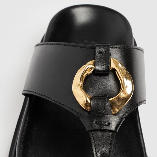 Modern Wide Strap