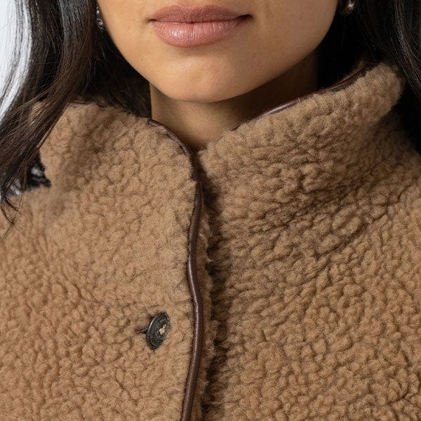 Funnel Neckline