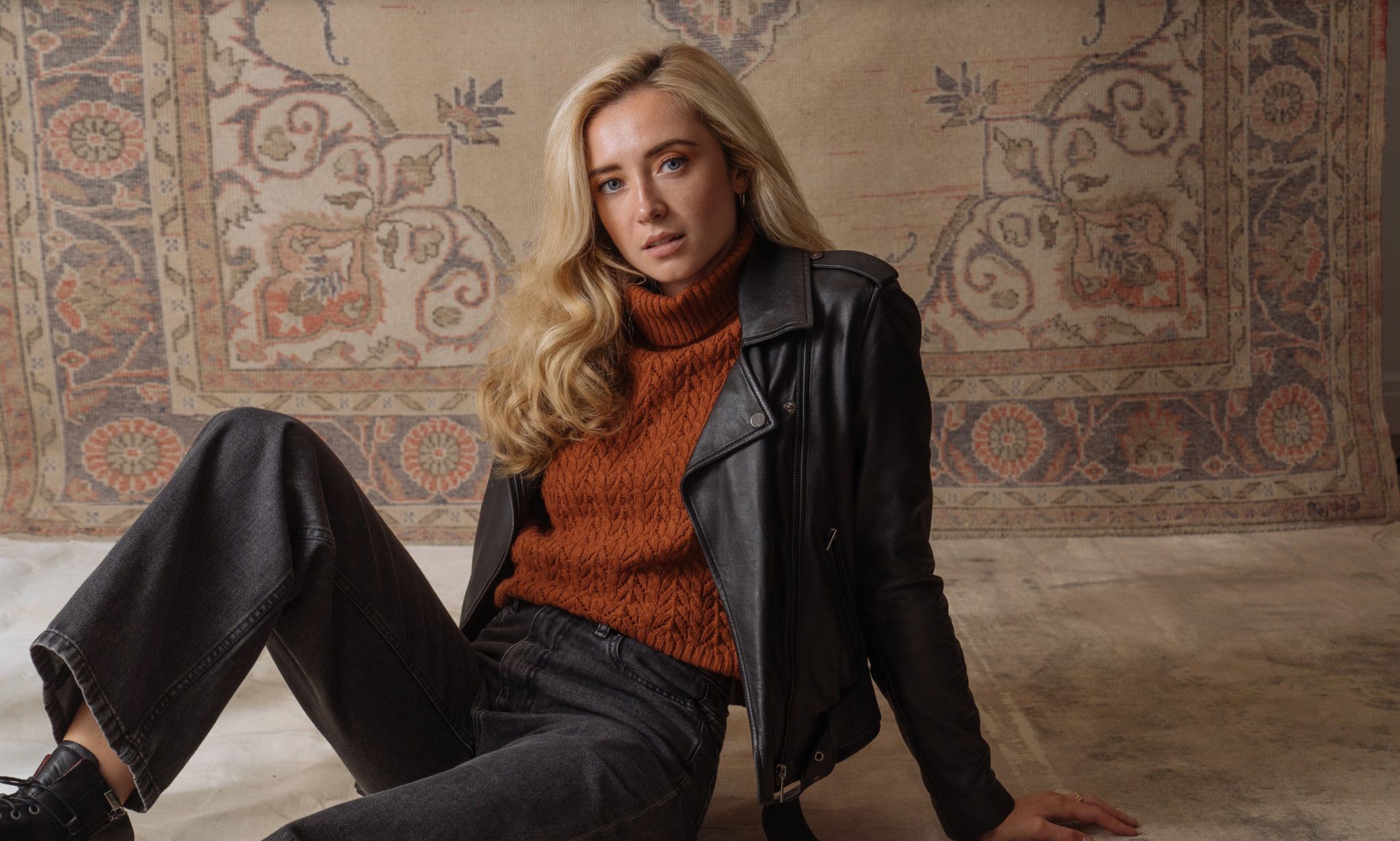 Saint & Sofia - The Collector