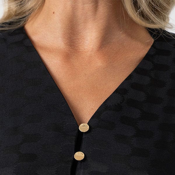 V Neckline