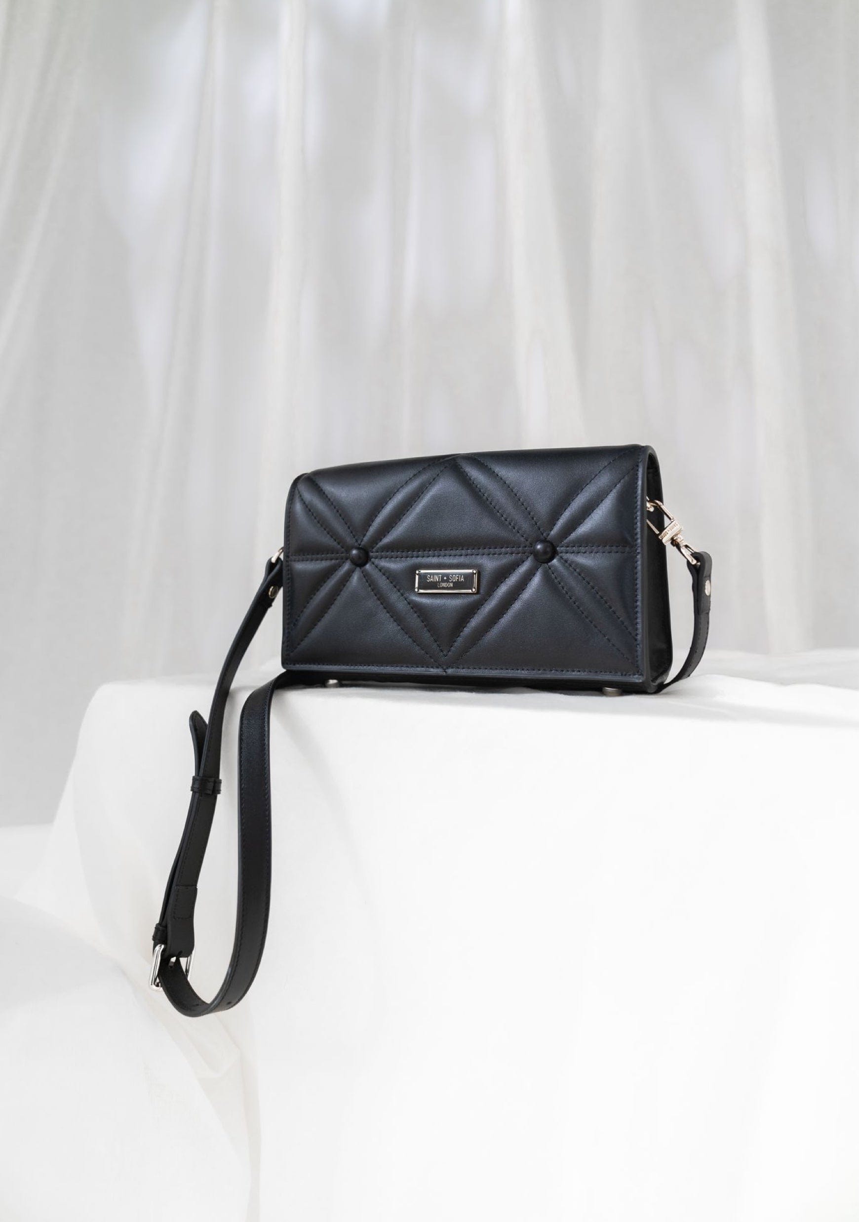 Saint & Sofia - All Lookbooks - Resolution