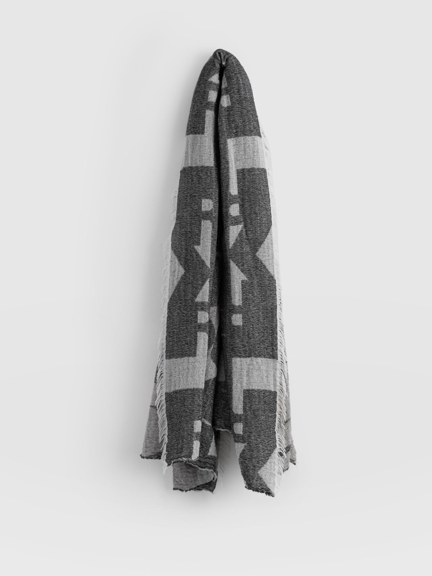 Abstract Rock Scarf - Black/Cream