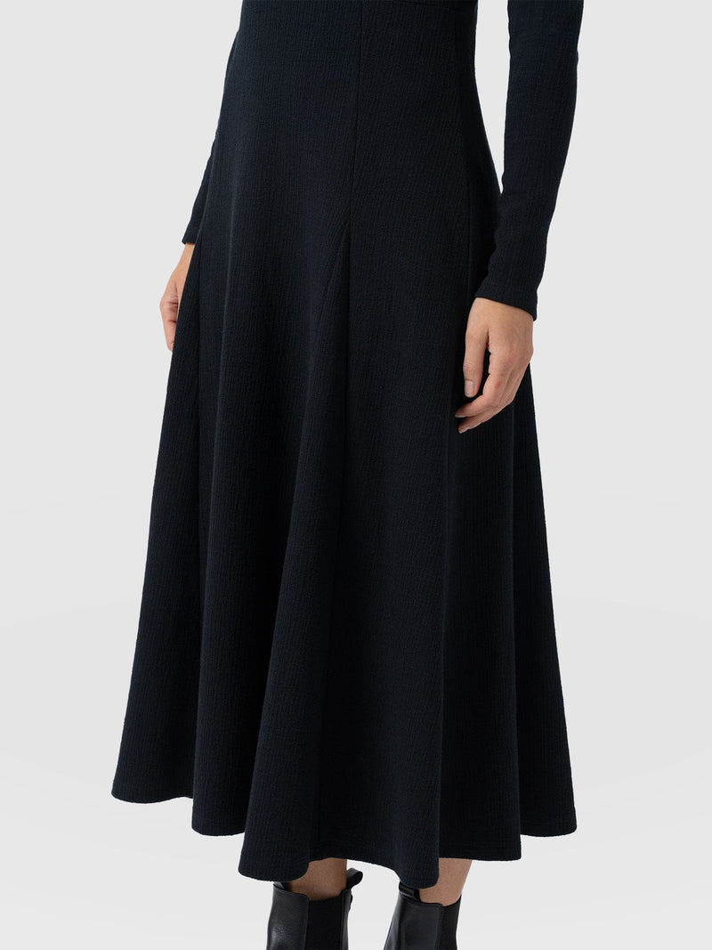 Akia Long Sleeve Dress - Black
