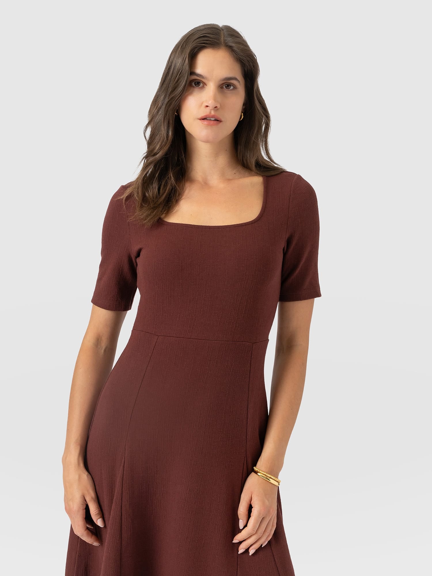 Akia Short Sleeve Dress - Maroon Textured - Women's Dresses | Saint and Sofia® UK