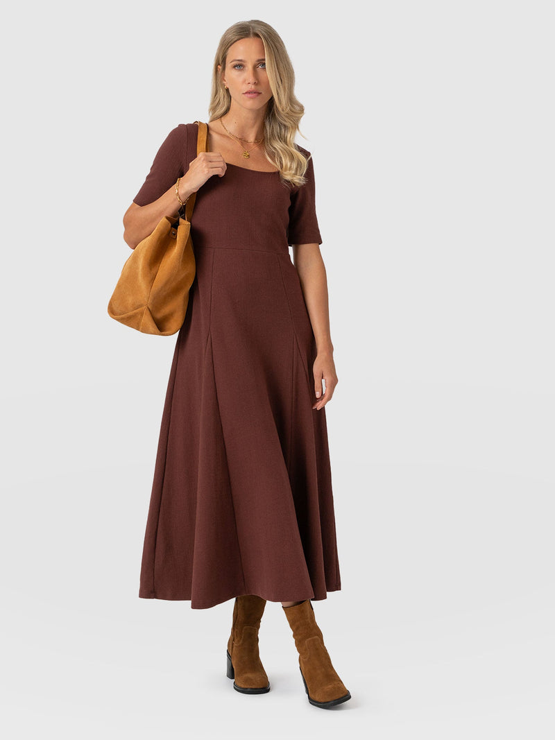 Akia Short Sleeve Dress - Maroon Textured