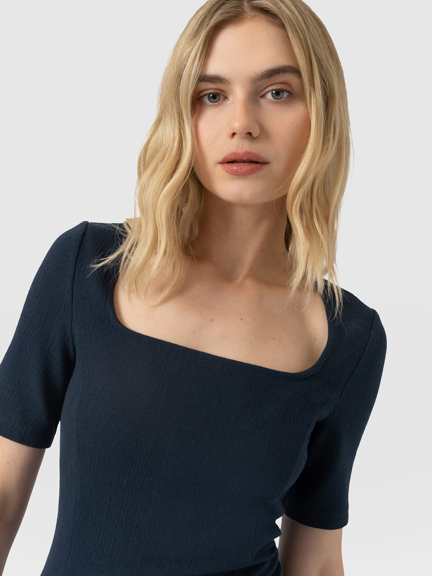 Akia Short Sleeve Tee - Navy Textured - Women's T-shirts | Saint and Sofia® UK