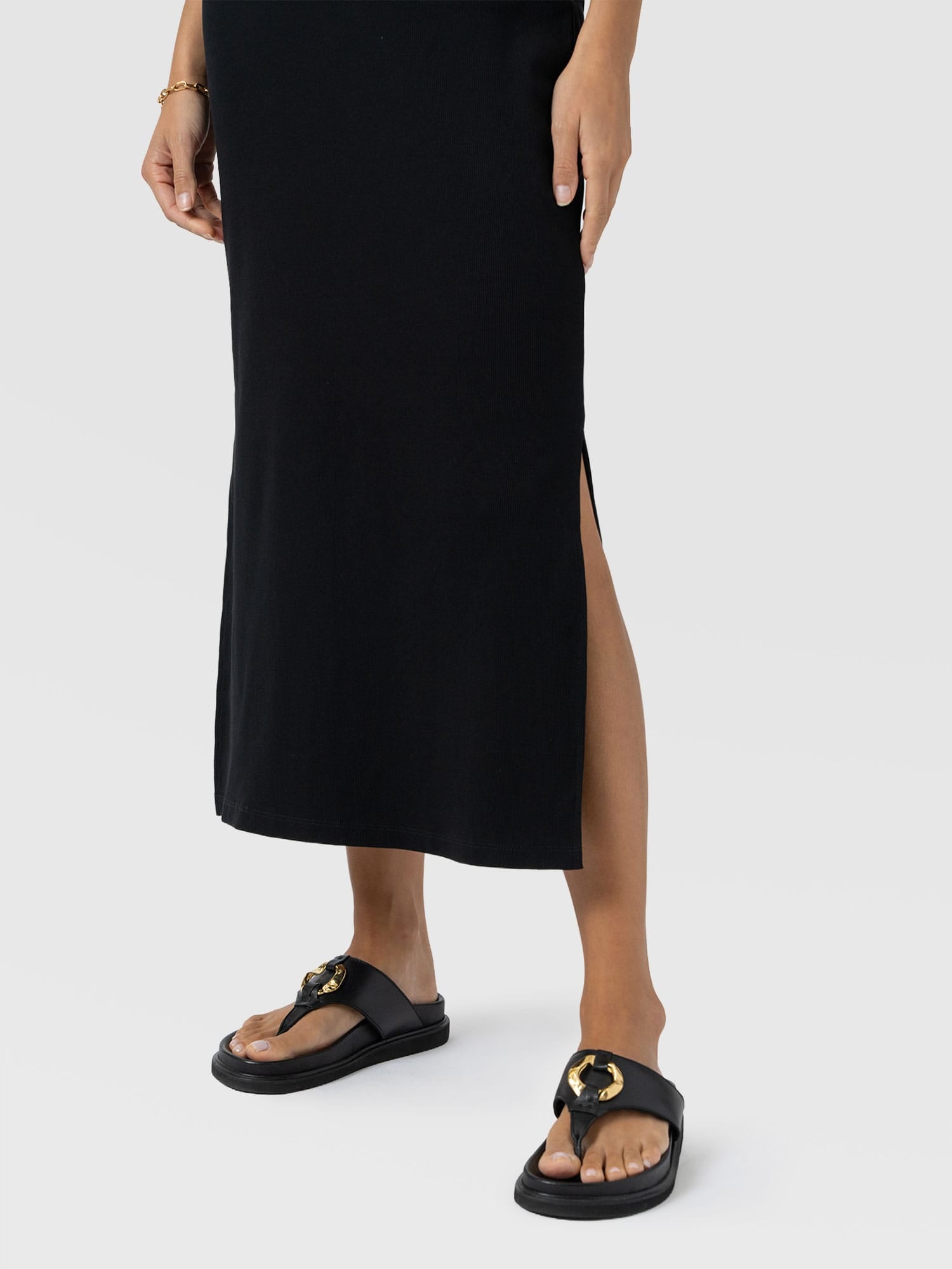 Andie Sleeveless V Neck Dress - Black Lace