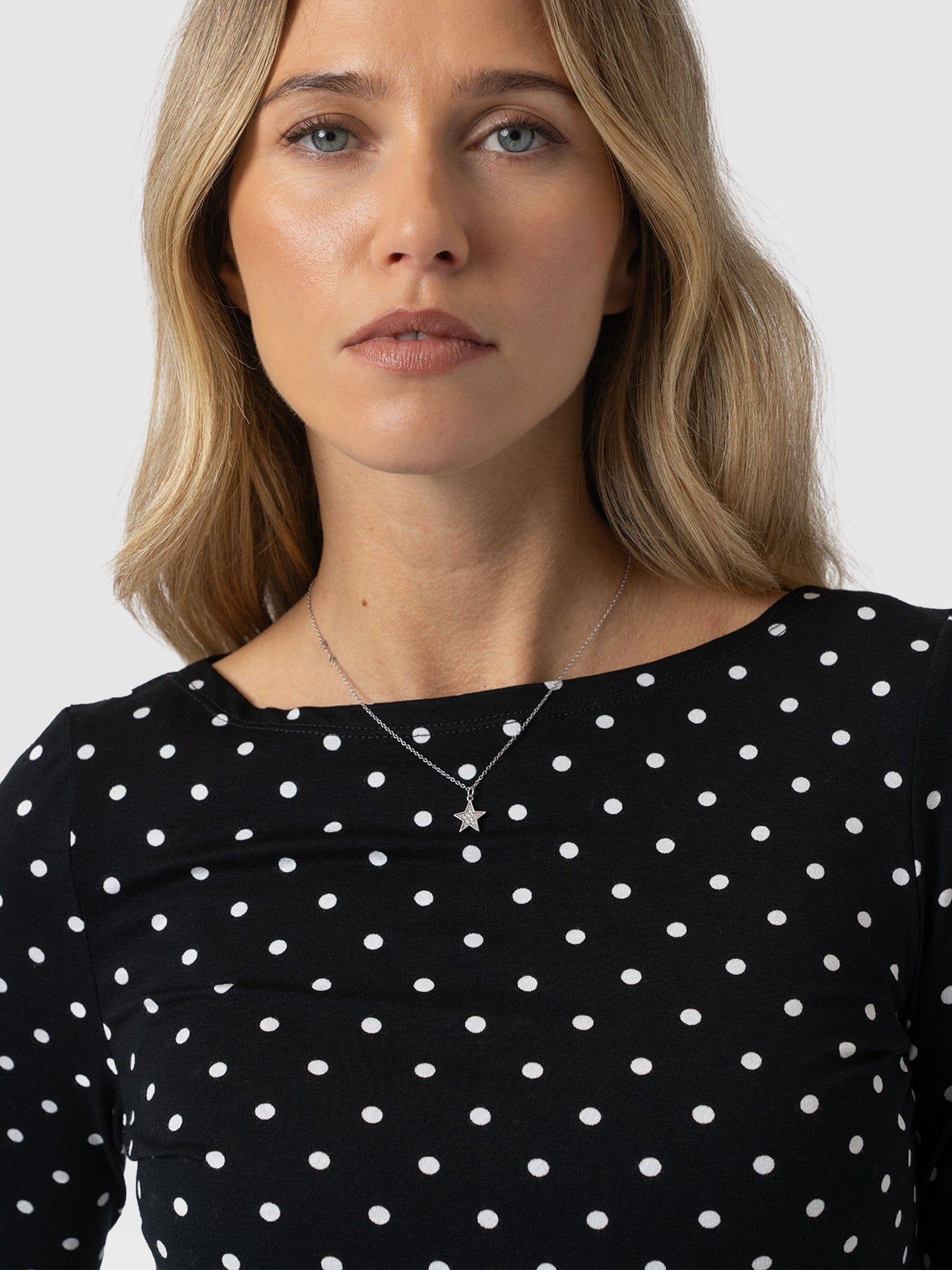 Austen Boat Neck Long Sleeve Tee - Black Polka Dot - Women's T-shirts | Saint + Sofia® UK