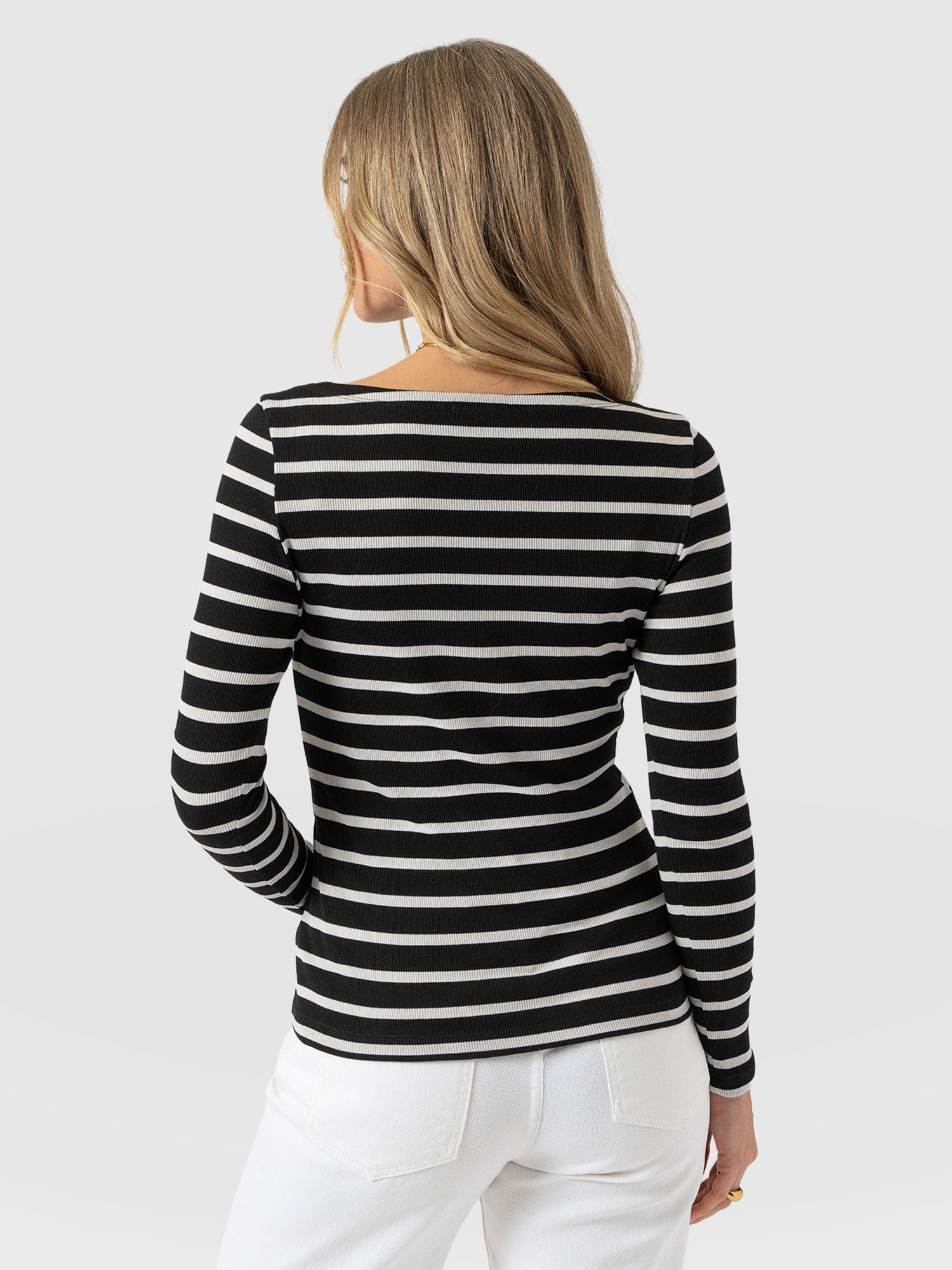 Austen Boat Neck Long Sleeve Tee - Black & White Stripe - Women's T-shirts | Saint + Sofia® UK