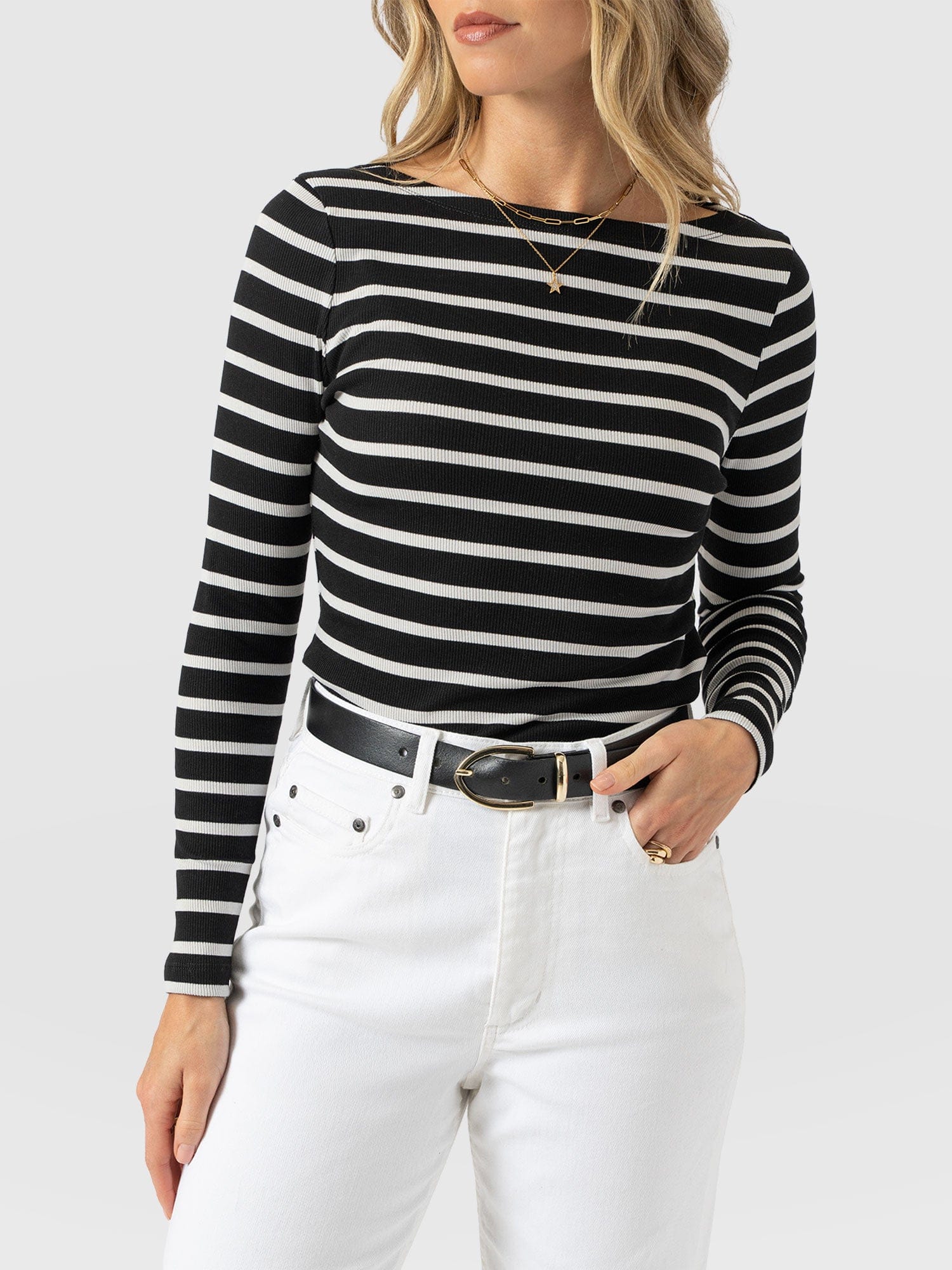 Austen Boat Neck Long Sleeve Tee - Black & White Stripe - Women's T-shirts | Saint + Sofia® UK