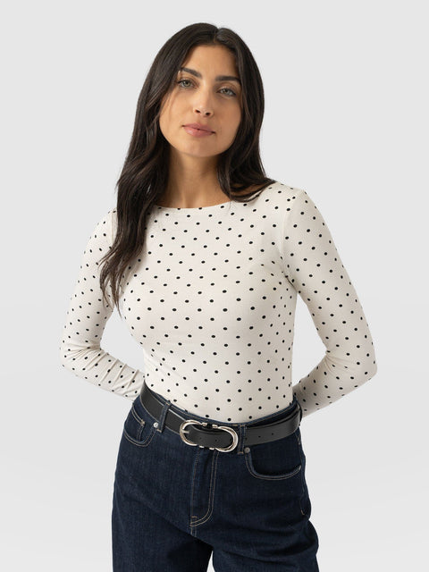 Austen Boat Neck Long Sleeve Tee - Cream Polka Dot - Women's T-shirts | Saint + Sofia® UK