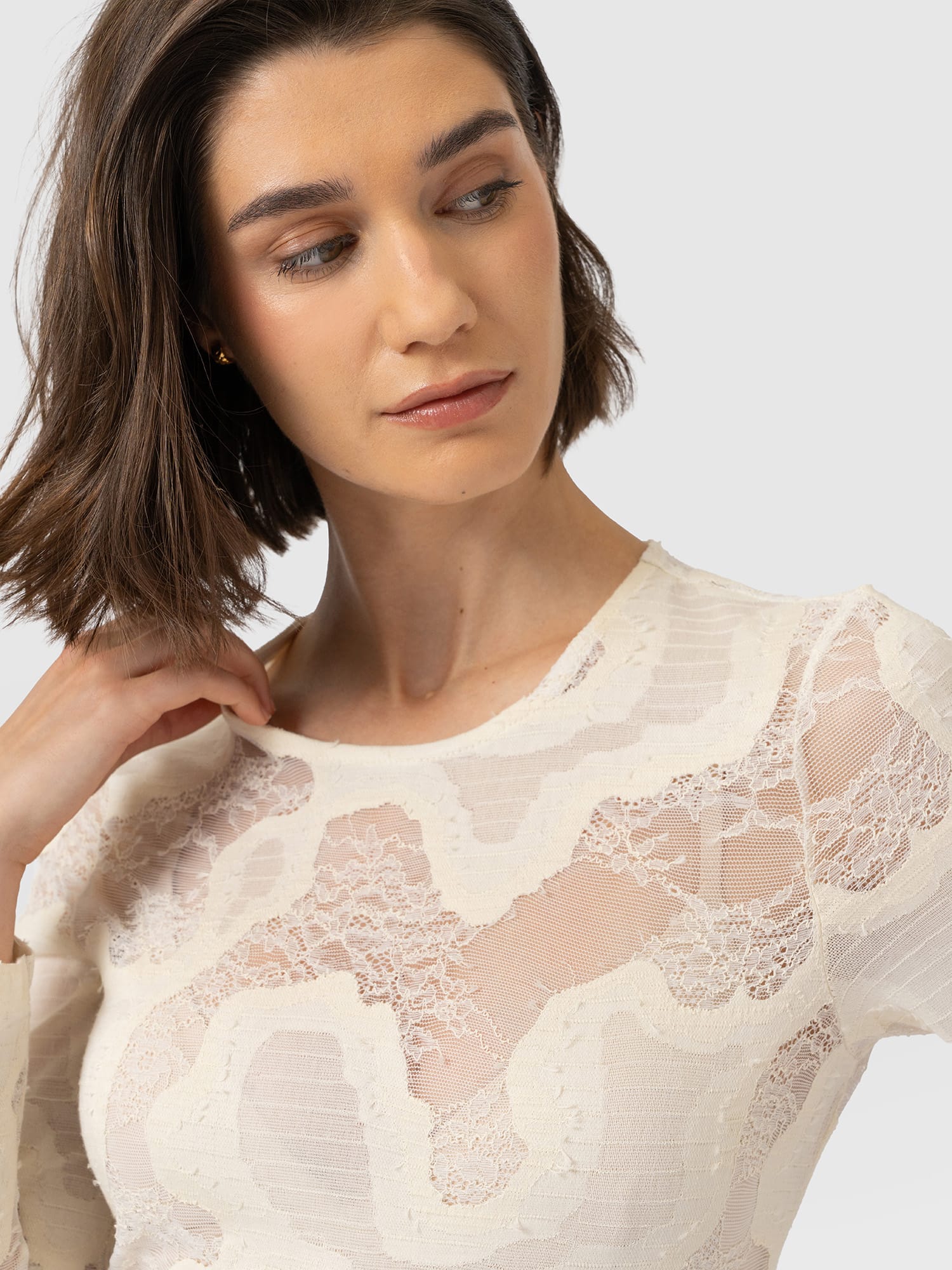 Austen Crew Neck Long Sleeve Tee - Cream Lace