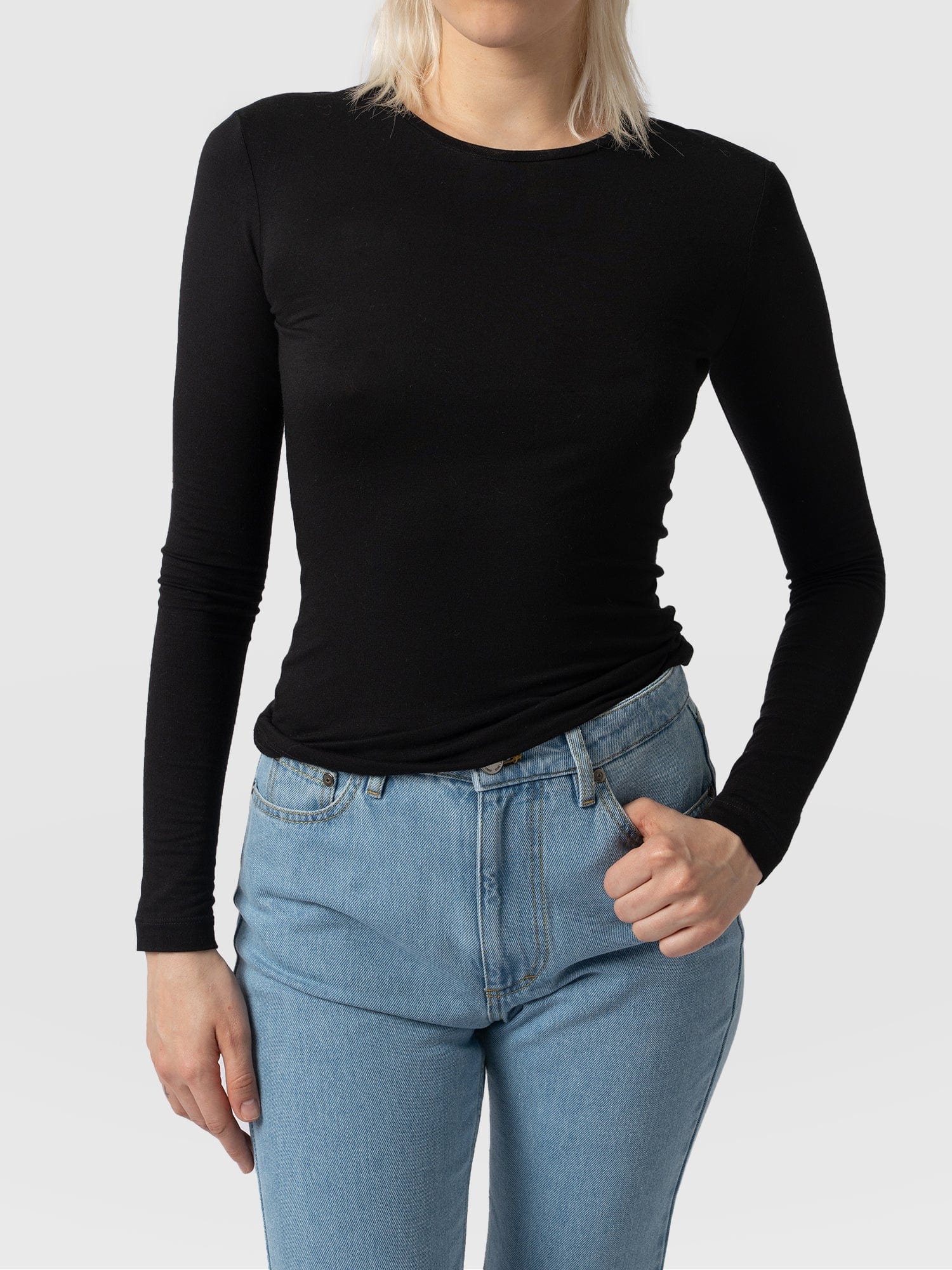 Austen Crew Neck Tee Black - Women's T-Shirts | Saint + Sofia® UK