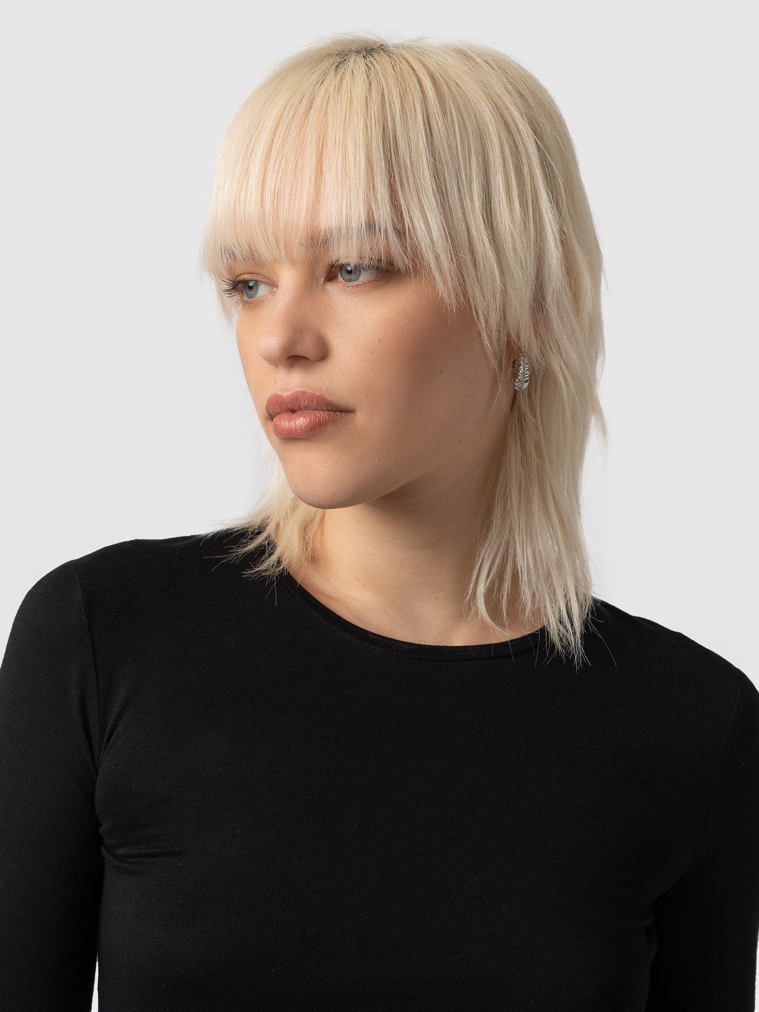 Austen Crew Neck Long Sleeve Tee - Black